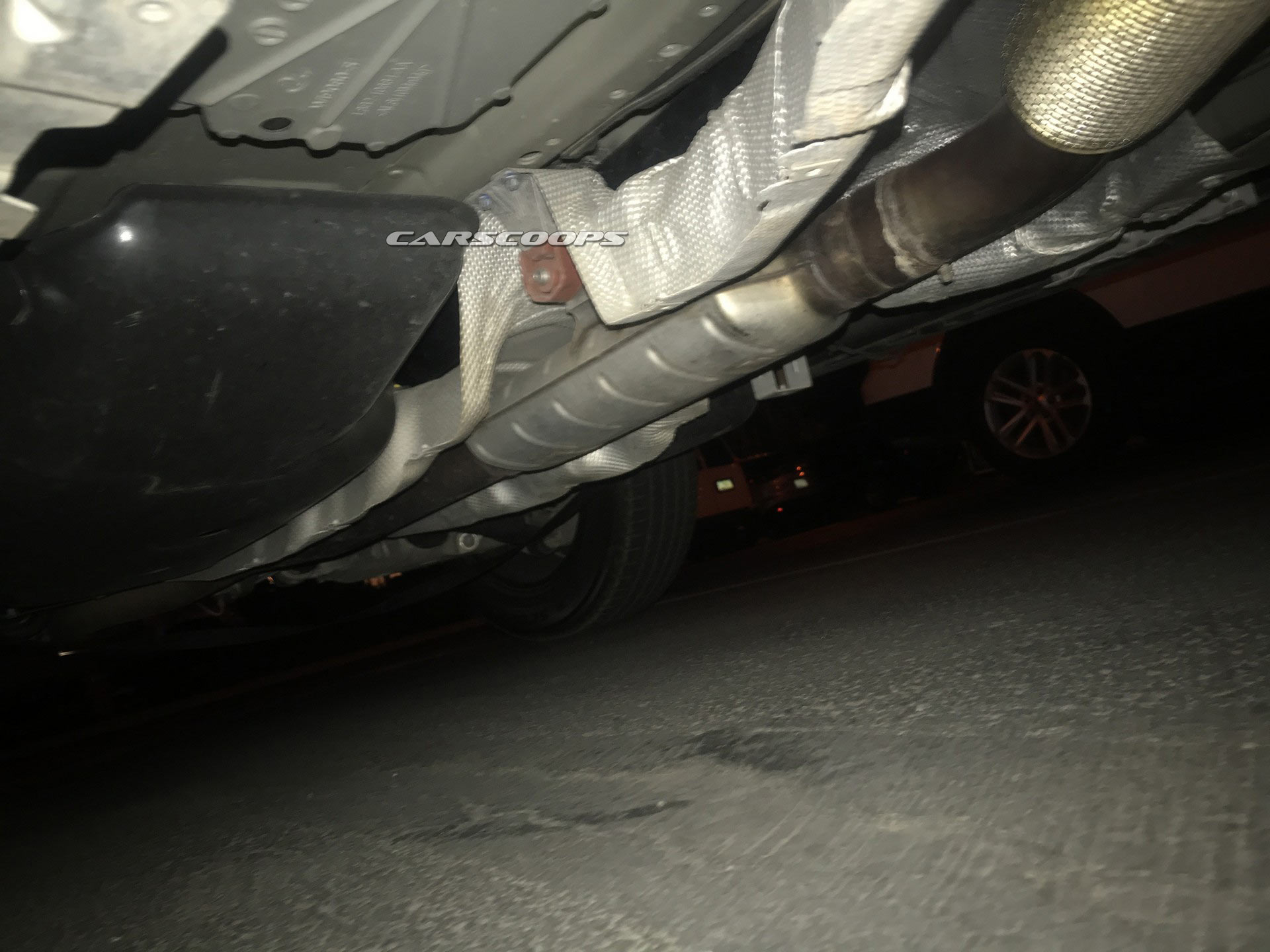 2020 Land Rover Defender Sports Digital Instrument Cluster, Small Touchscreen