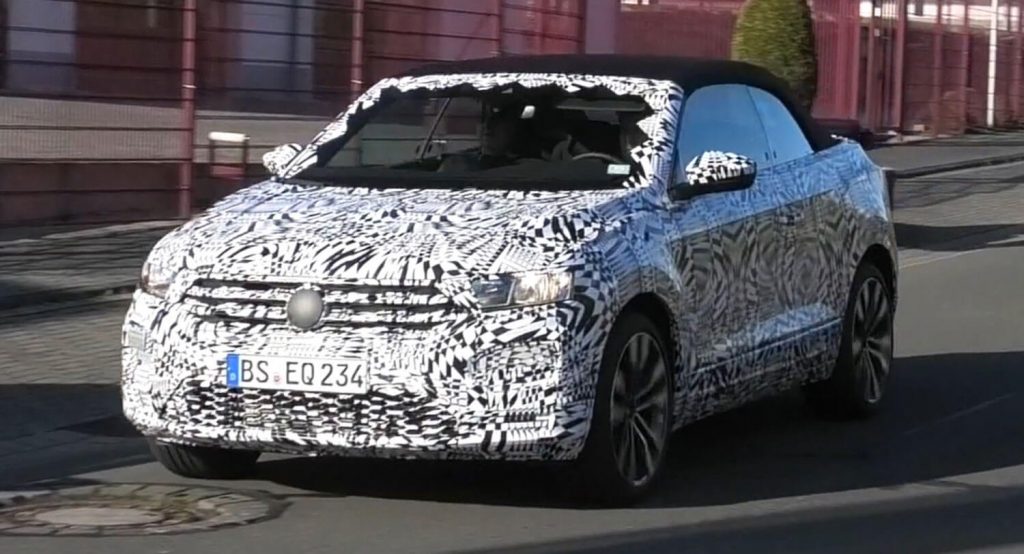  Volkswagen T-Roc Convertible Makes Spy Video Debut
