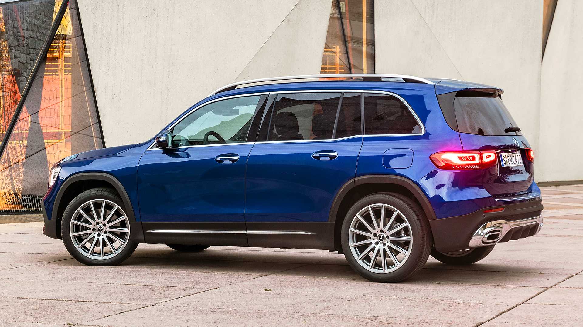 2020 Mercedes-Benz GLB Is A Seven-Seater Arriving Later This Year