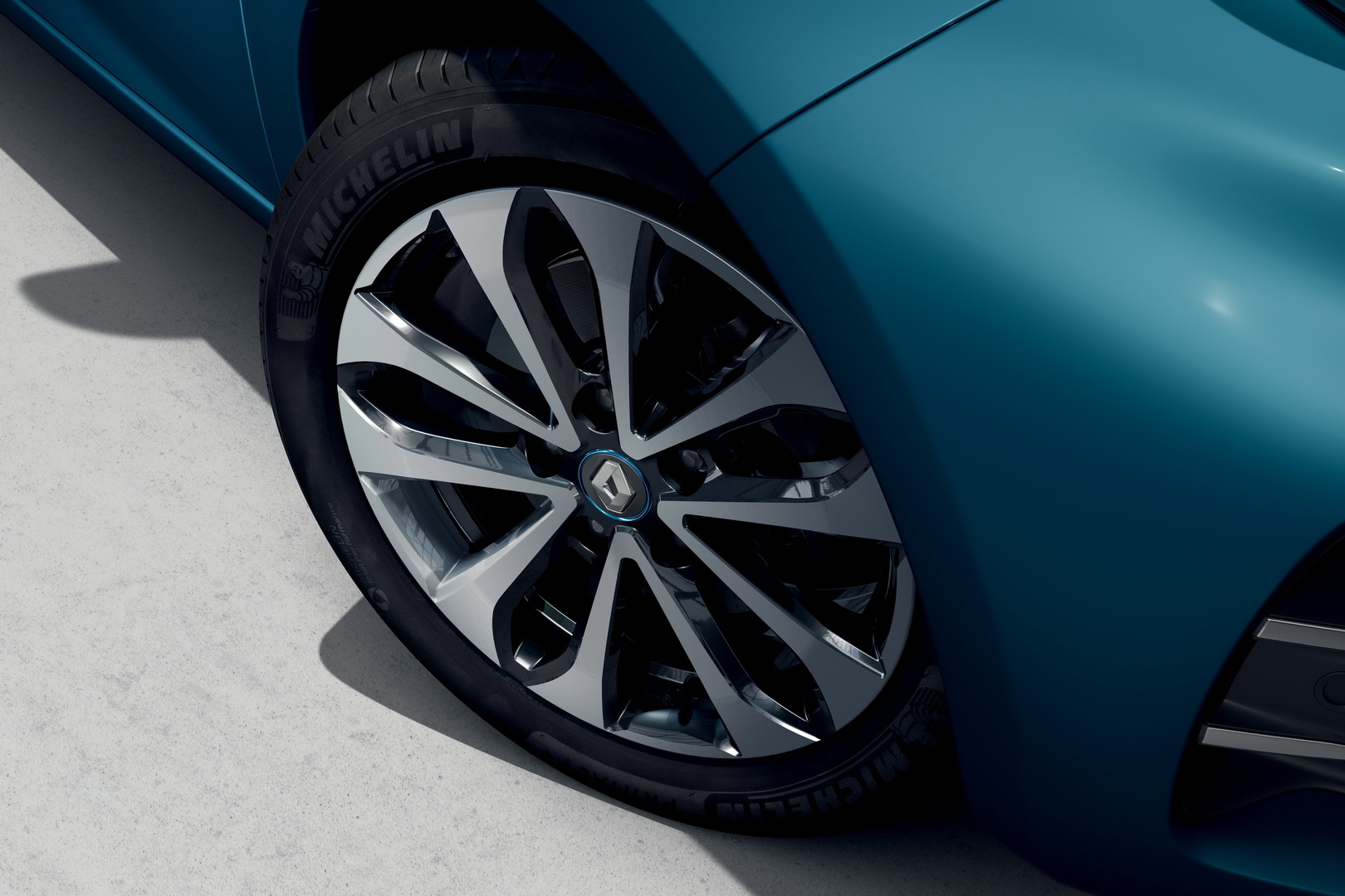 2020 Renault Zoe Quietly Rolls In With Up To 242 Miles Of Range