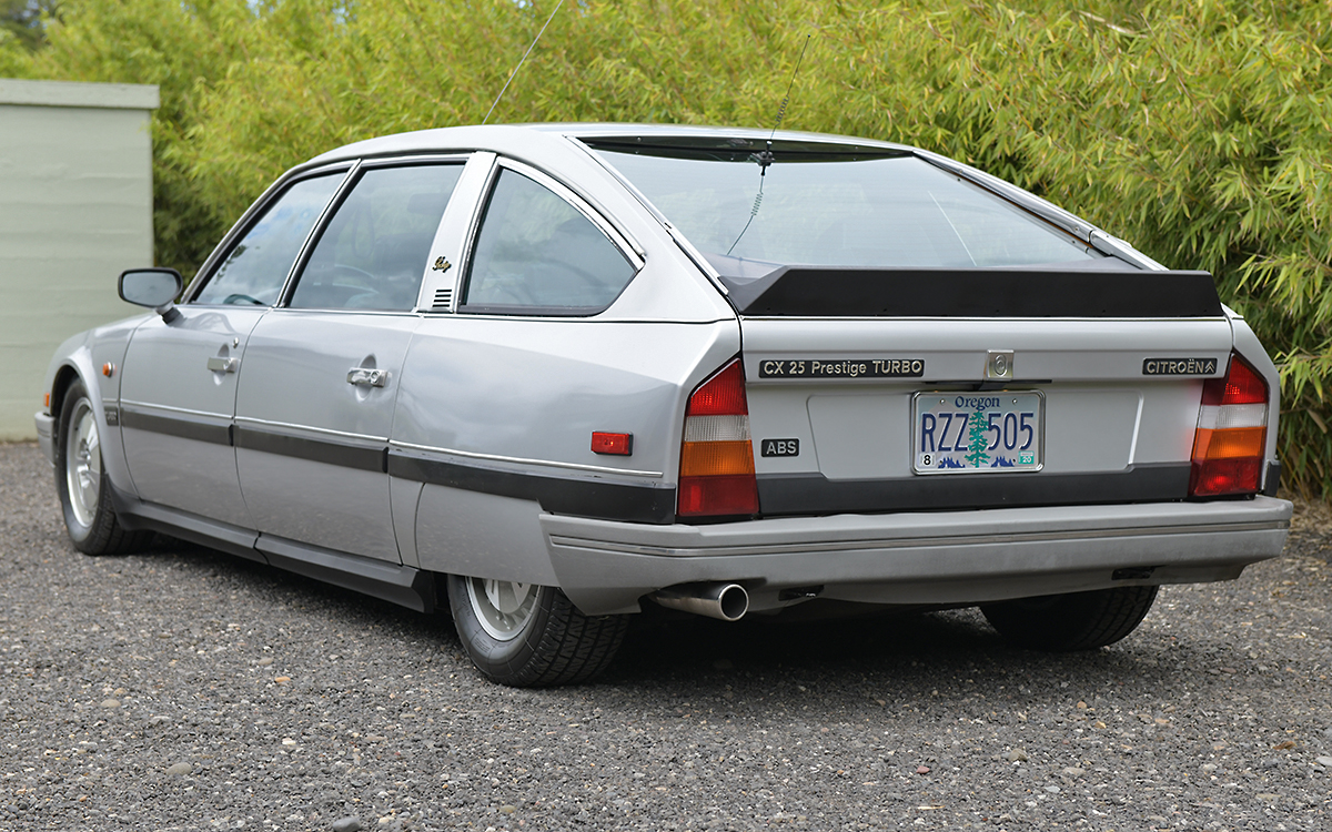 Oh là là: 1986 Citroen CX 25 Prestige Turbo Is Old Europe At Its Chicest