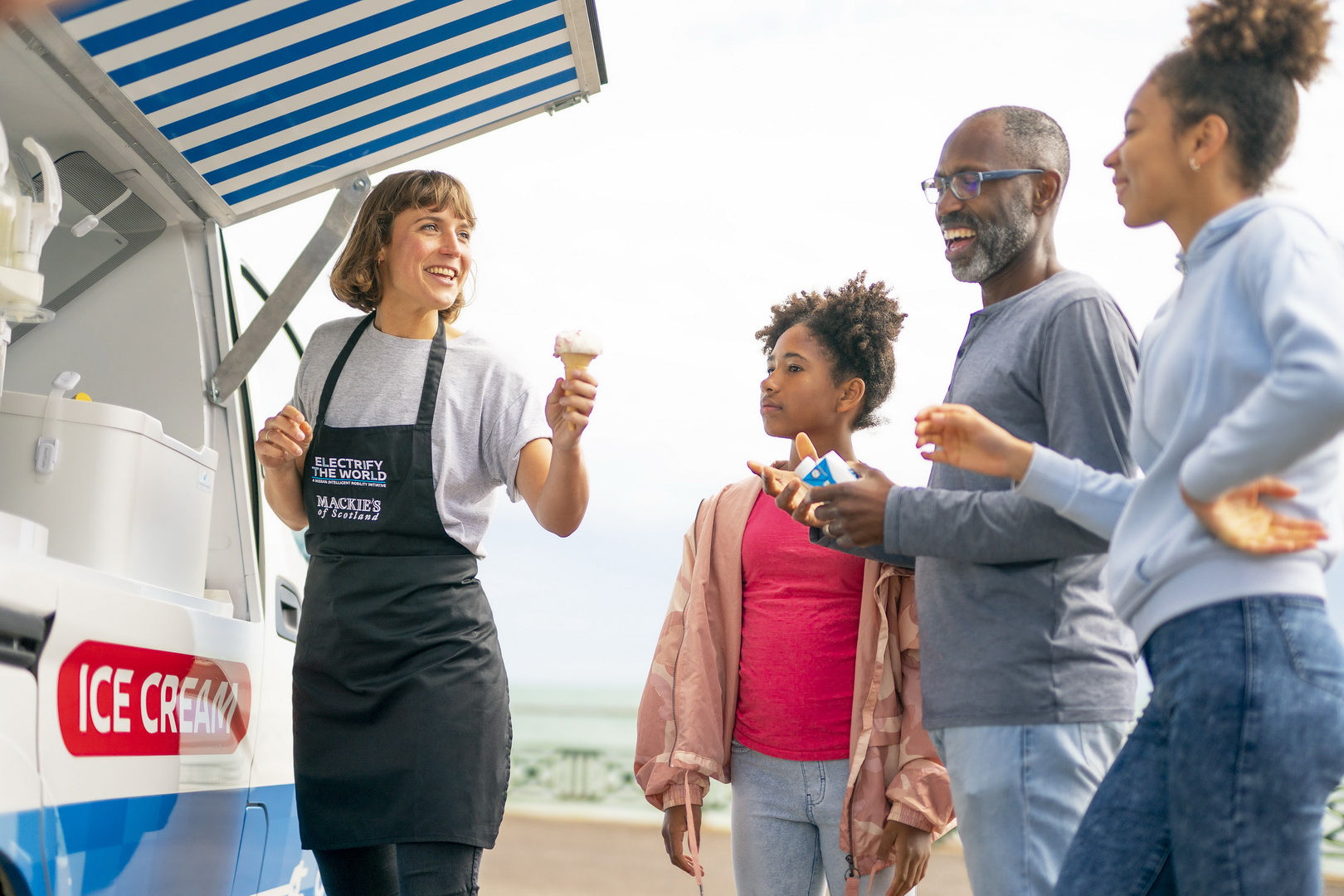 New Nissan e-NV200 Concept Previews The Ice Cream Van Of The Future