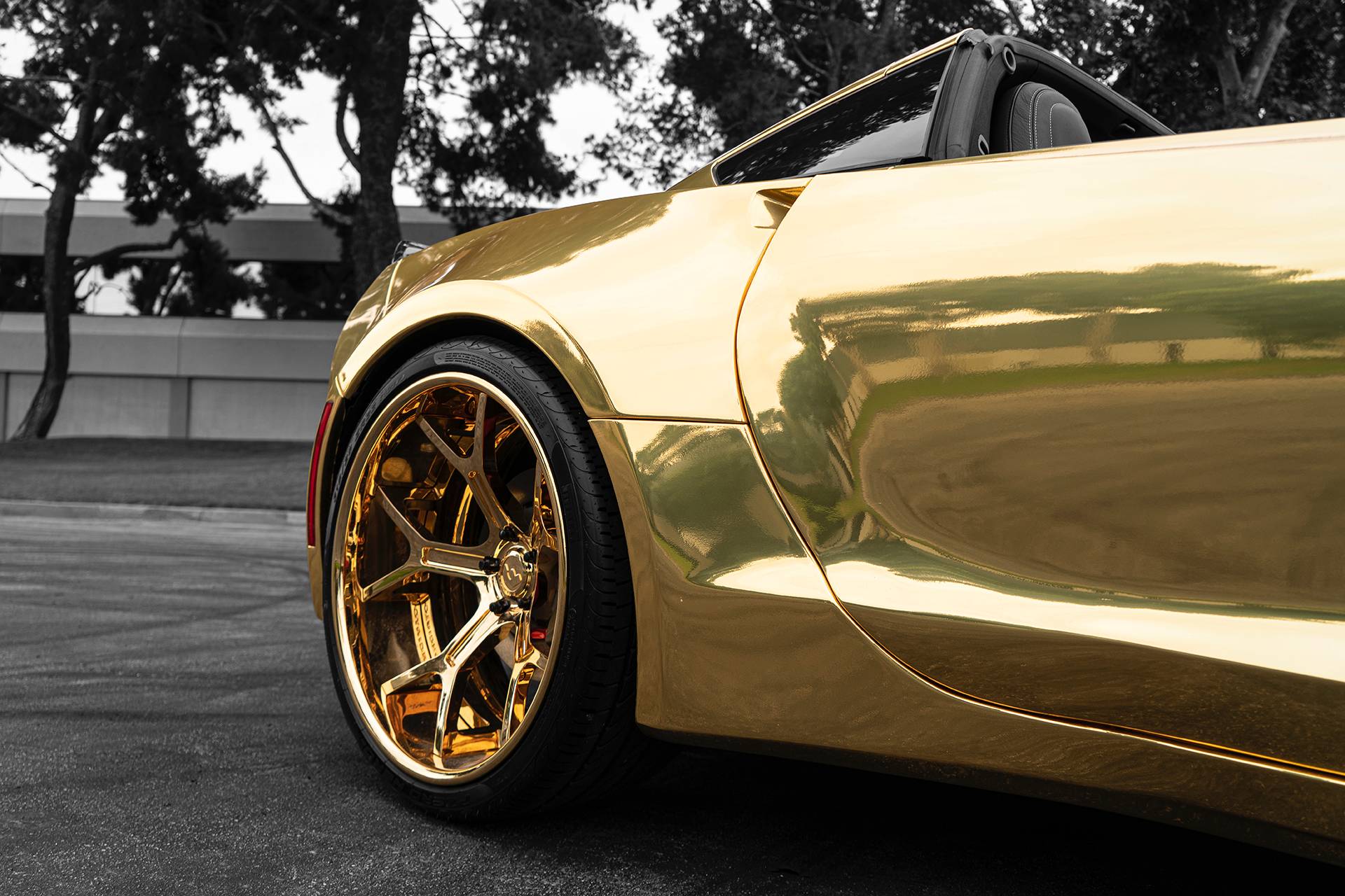 Widebody Corvette C7 With Gold Wrap And Huge Forgiato Rims Is Bling Overdose