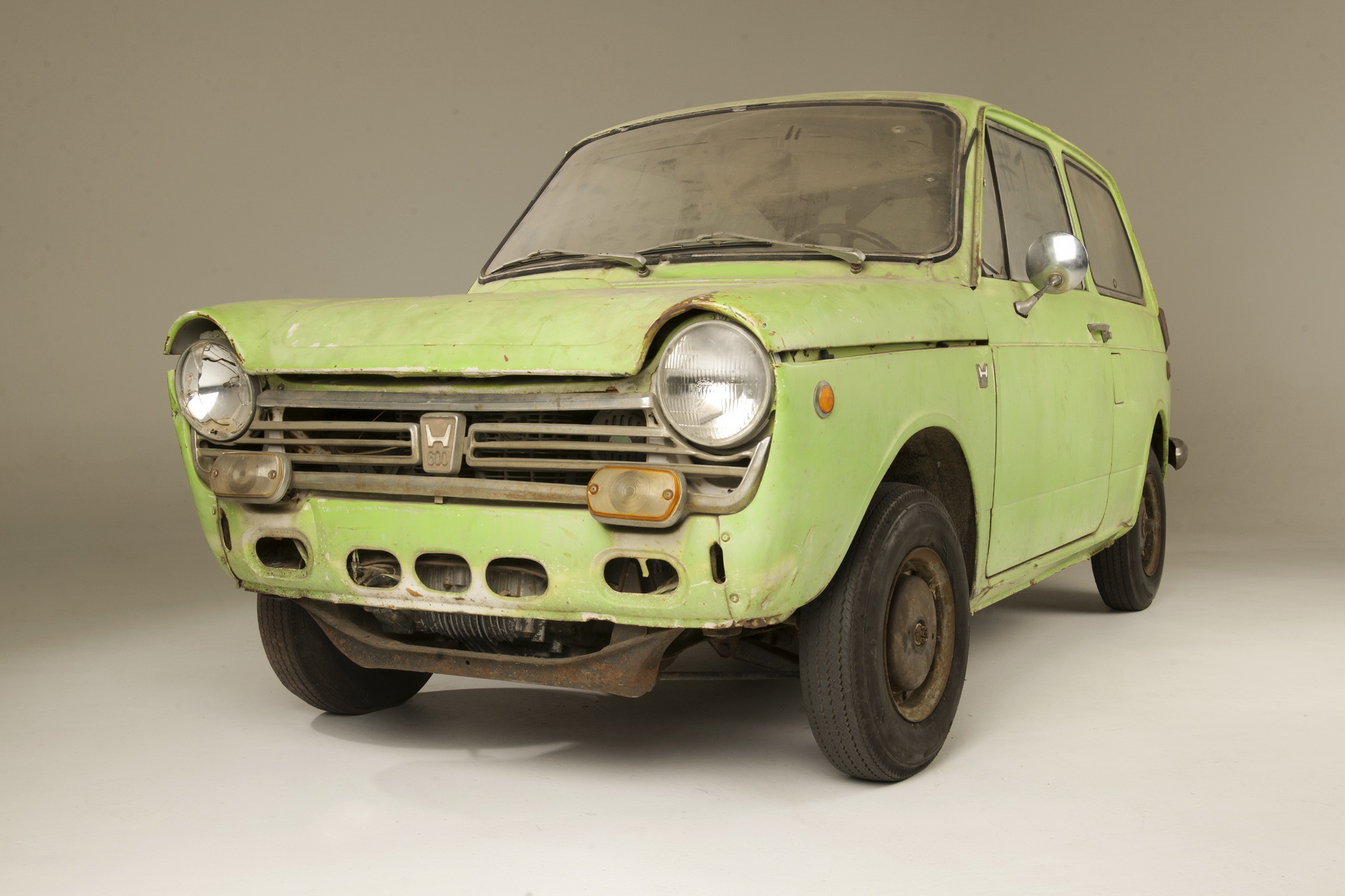 Restoring The Very First Honda Car In The U.S. Took One Year And A Lot Of TLC