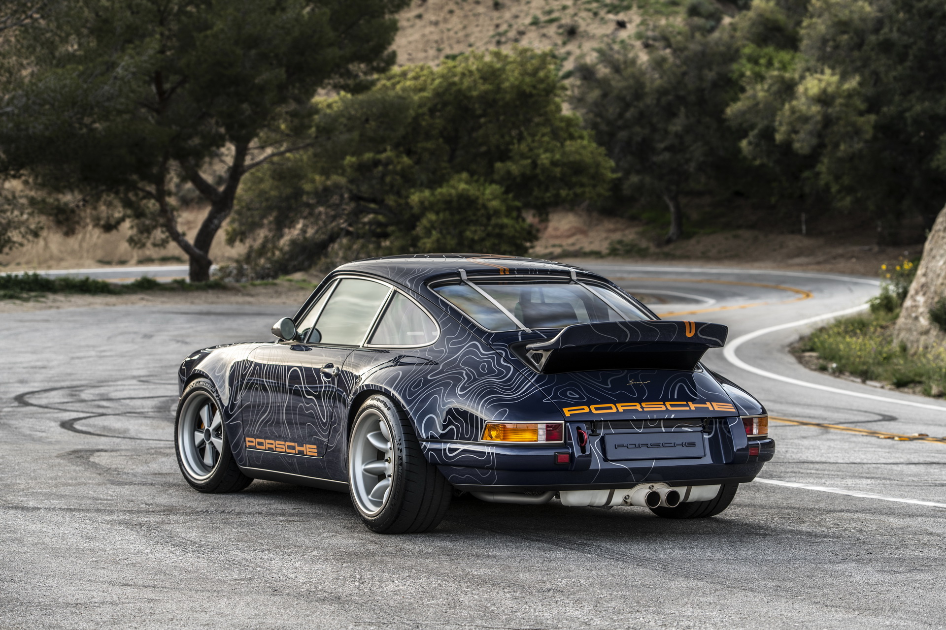 Singer To Celebrate 10th Anniversary In Goodwood With Three Stunning 911s On Display