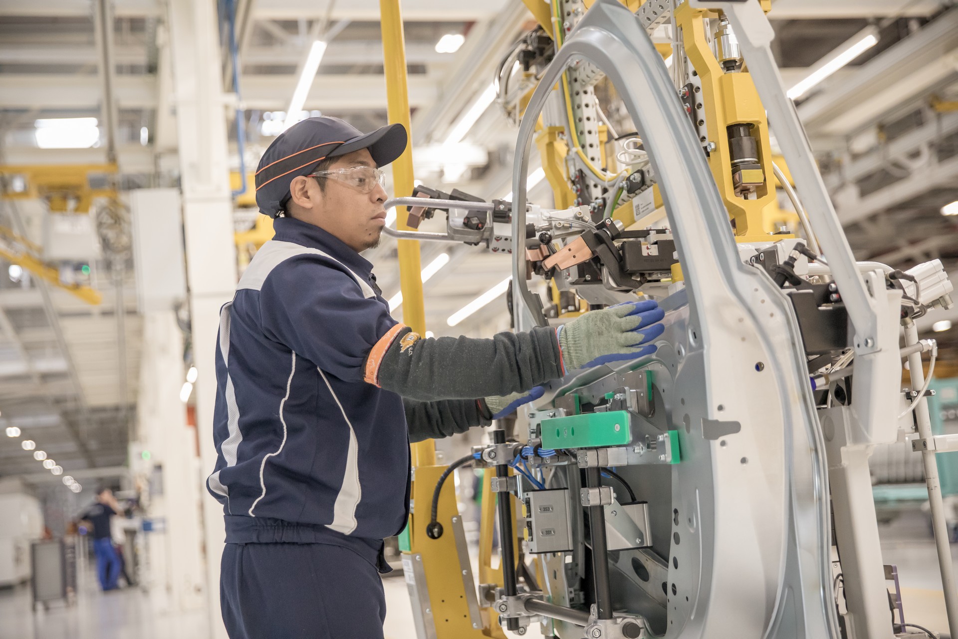 BMW Opens New Mexican Plant Days Ahead Of American Tariffs