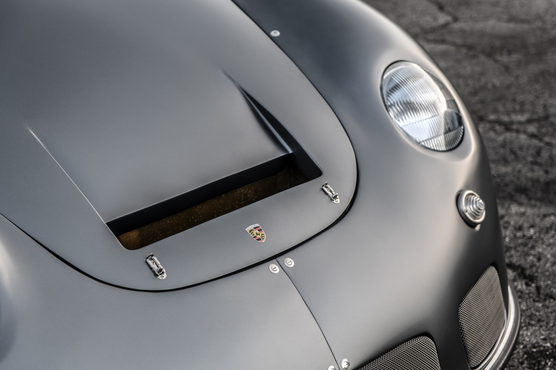 Here’s A Detailed Look At The Insane 400 HP Porsche 356 RSR