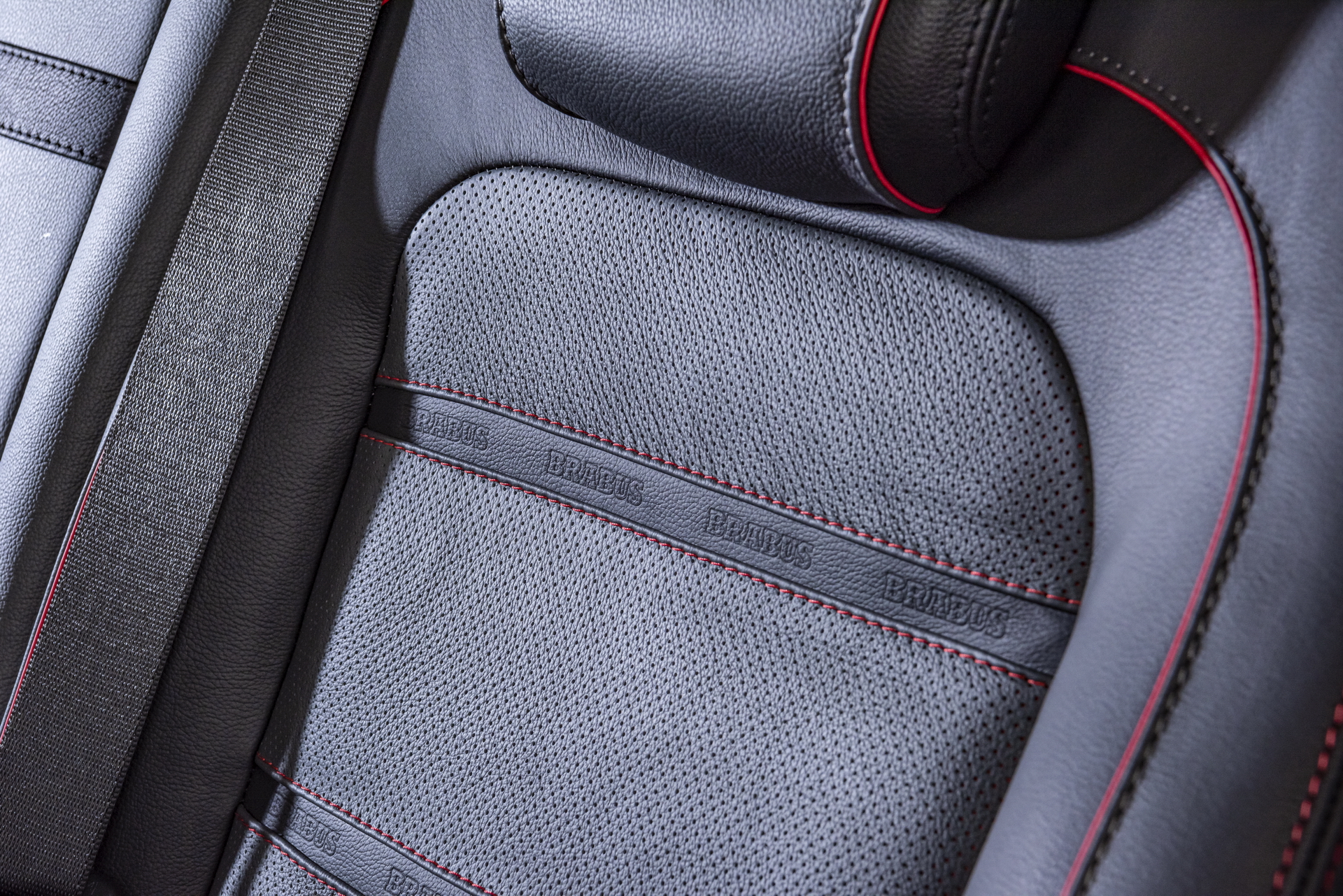 Brabus Unveils Two Limited Edition G63 SUVs, Each With 789 HP