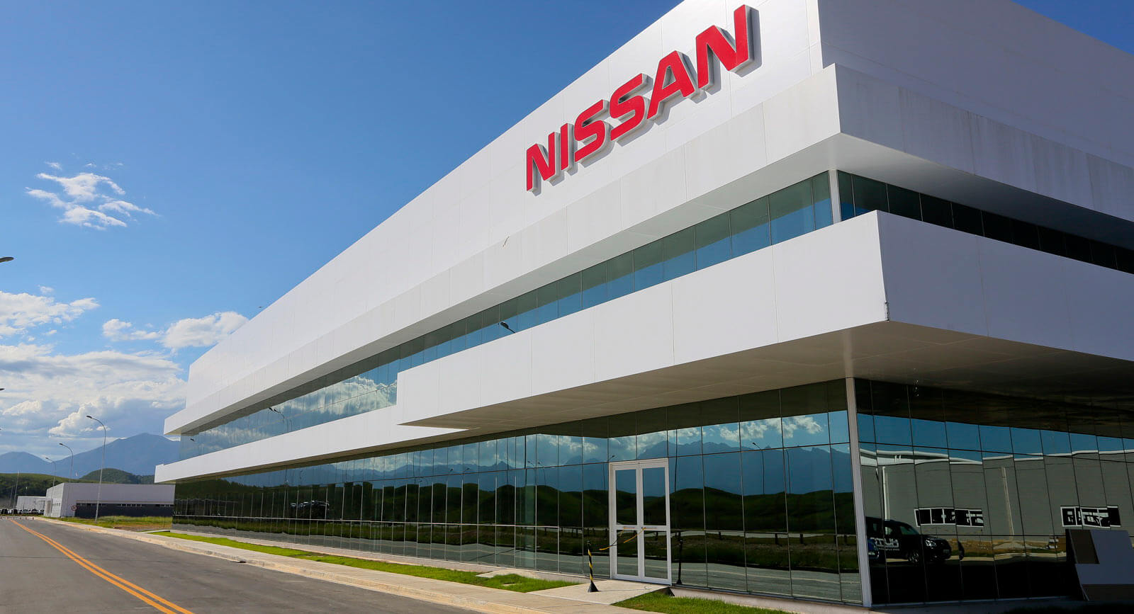 nissan willing to budge for renault 2