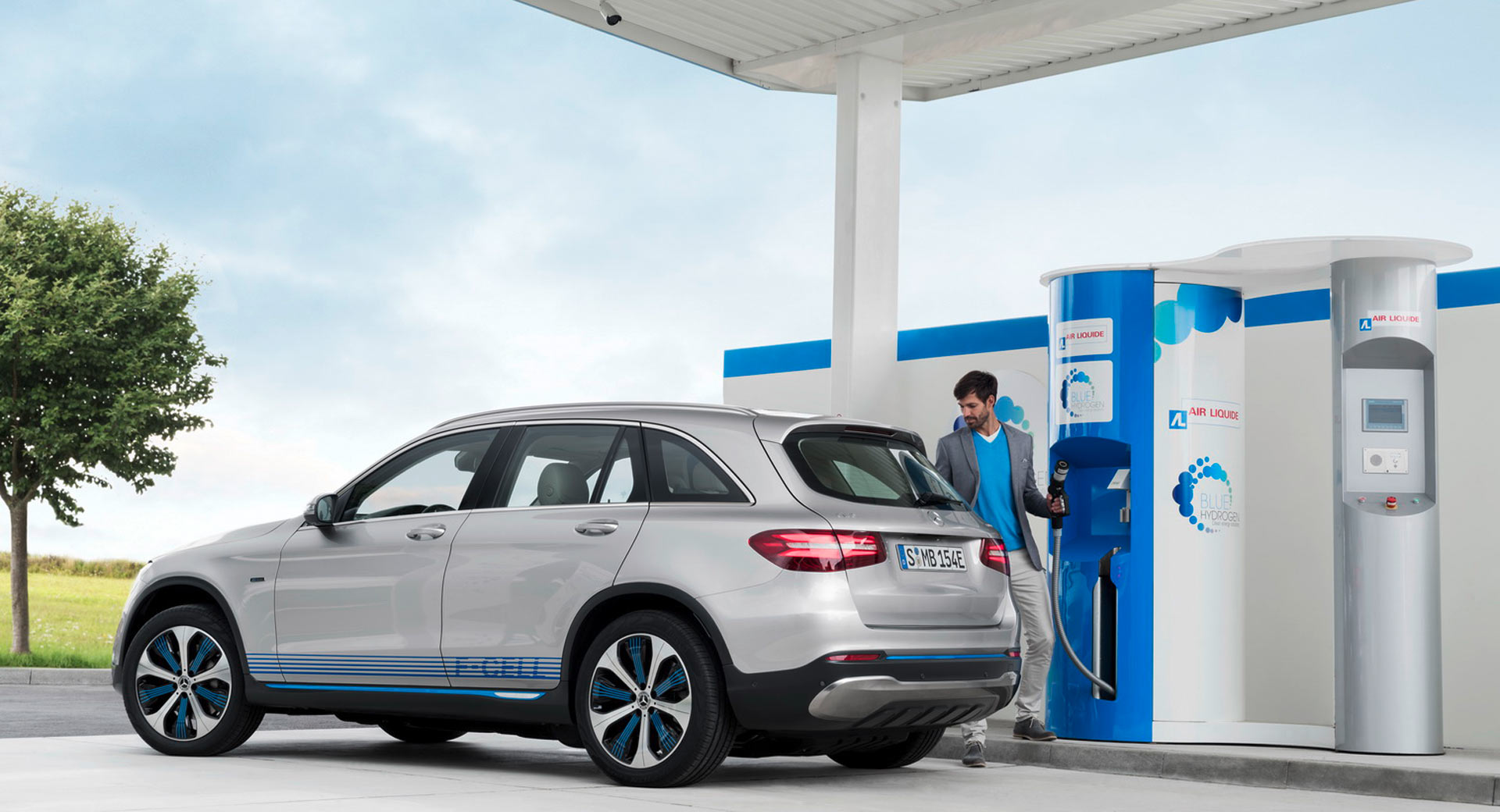 Chinese Official Who Championed EVs Sees Great Future For Fuel Cell