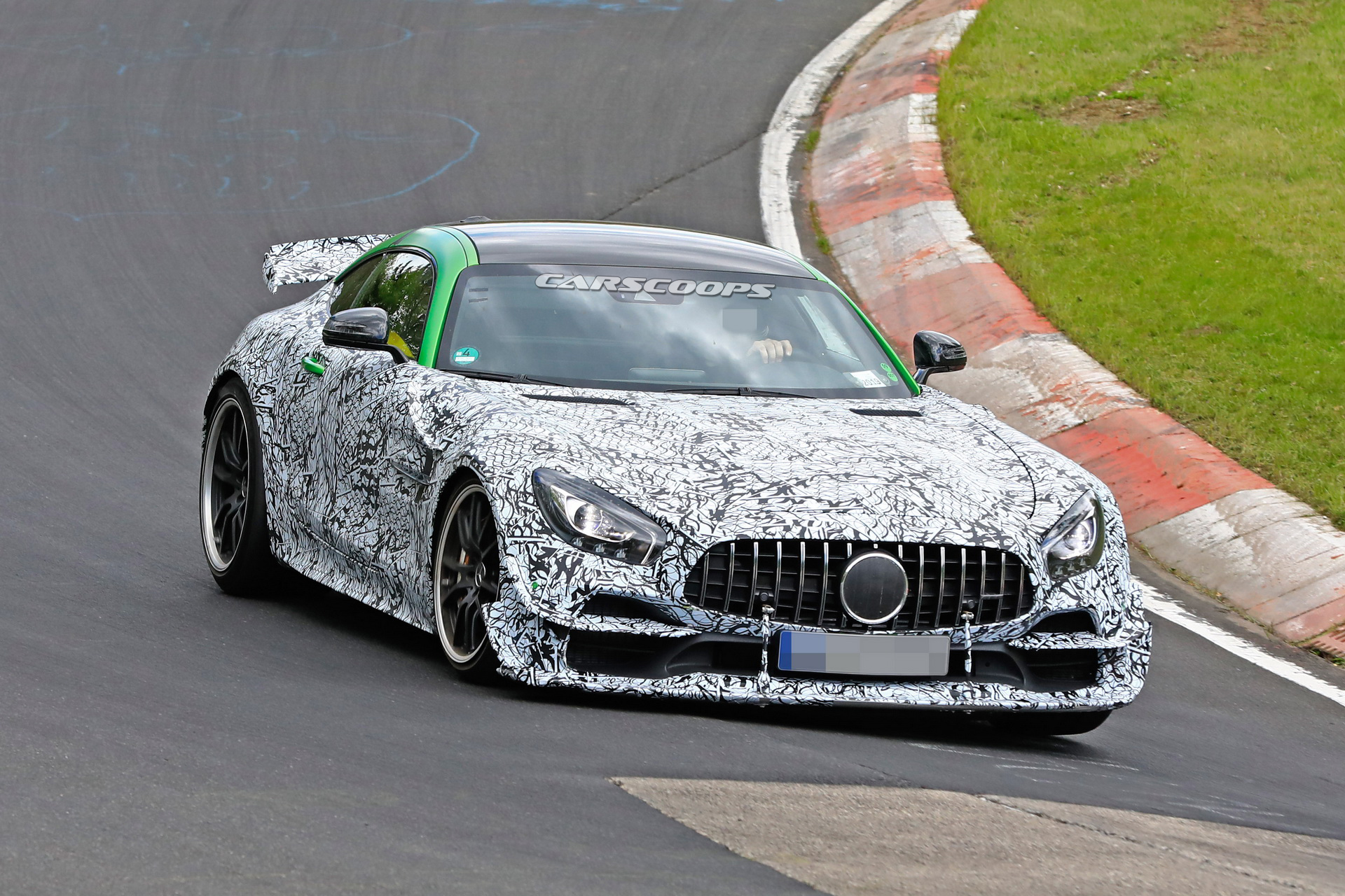 2020 Mercedes AMG GT R Black Series Wants To Become Porsche’s Worst Nightmare