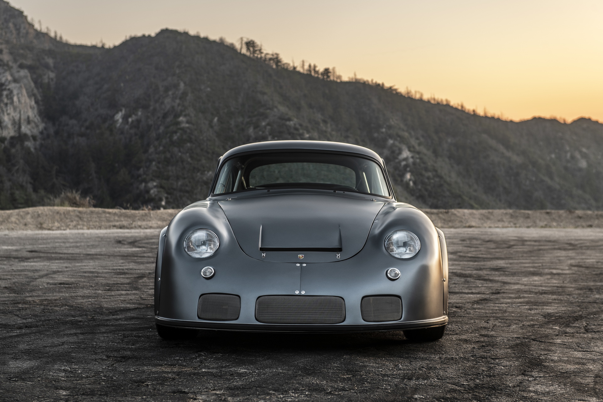 Here’s A Detailed Look At The Insane 400 HP Porsche 356 RSR