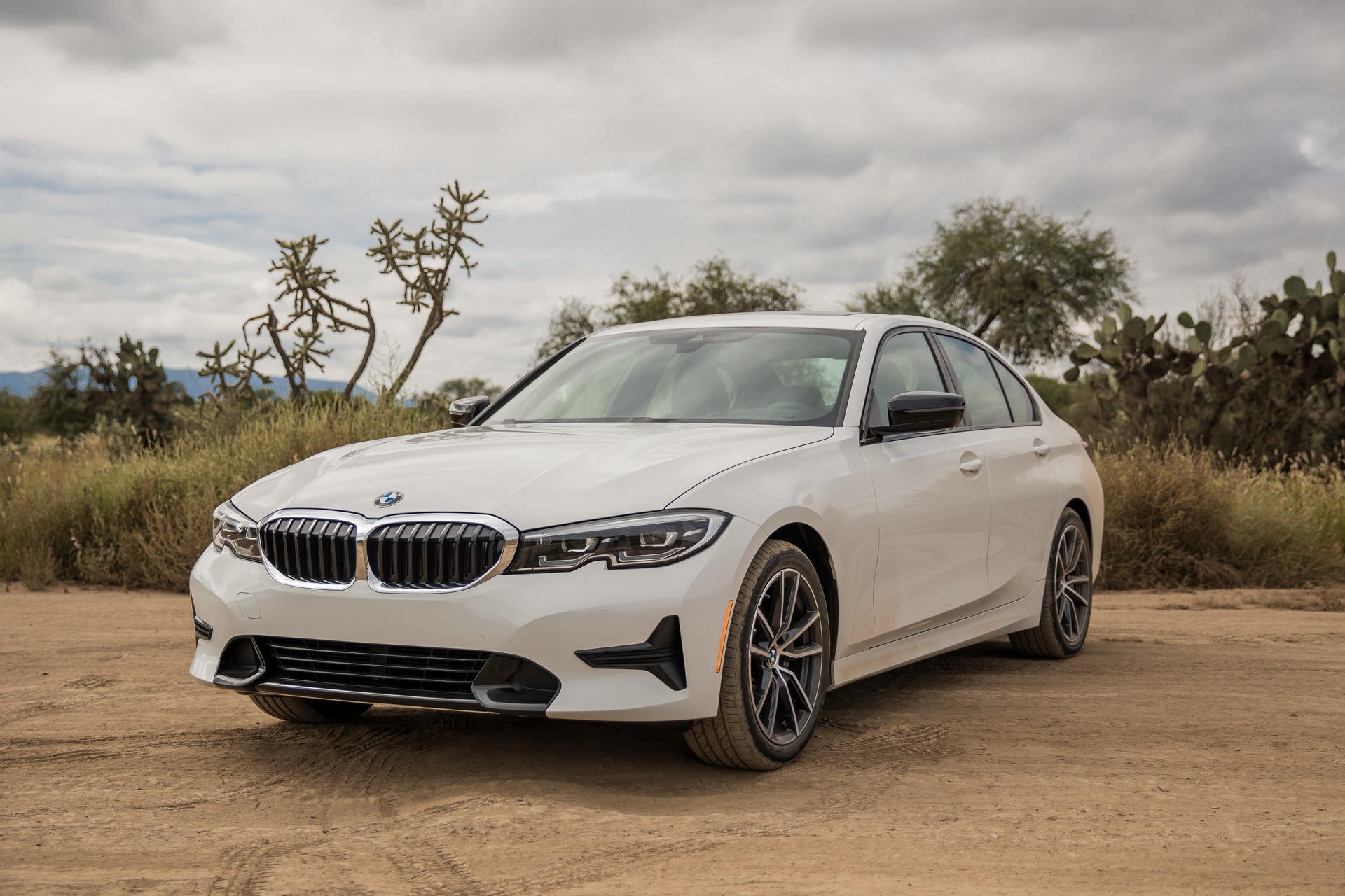 BMW Opens New Mexican Plant Days Ahead Of American Tariffs