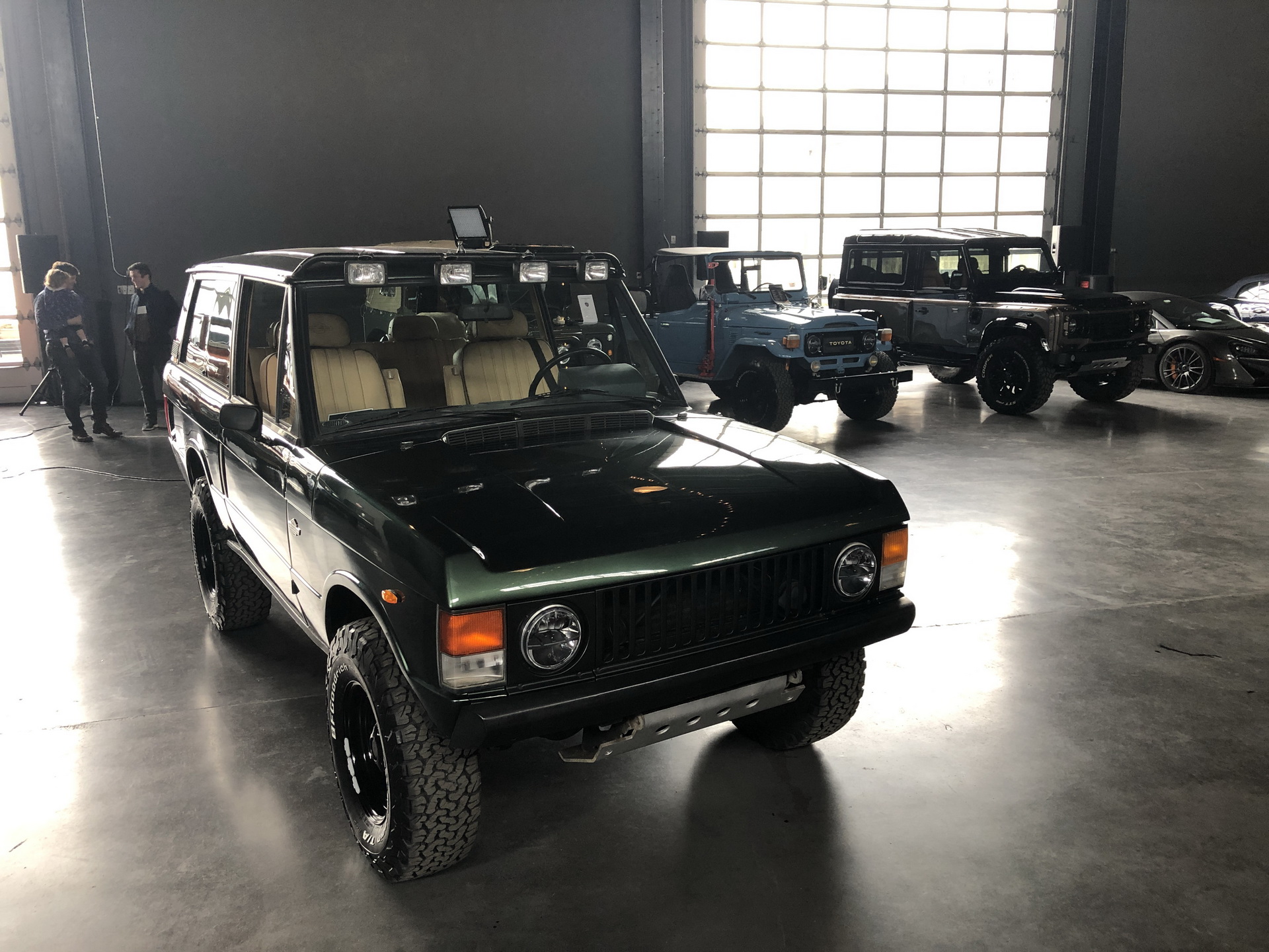 1974 Range Rover Gets A Classy Makeover From Legacy Overland