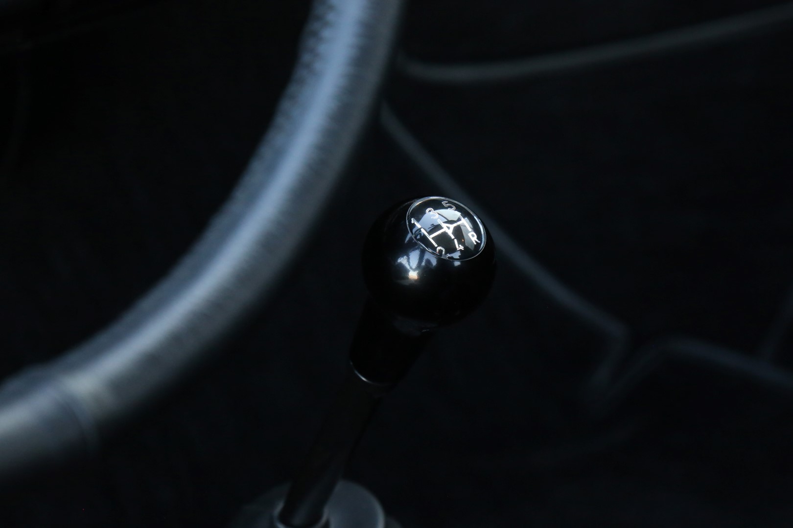 Award-Winning 1973 Porsche 911 Carrera RS Is A White And Blue Gem