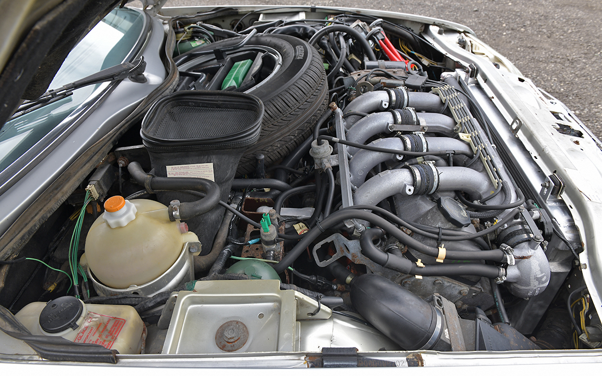 Oh là là: 1986 Citroen CX 25 Prestige Turbo Is Old Europe At Its Chicest