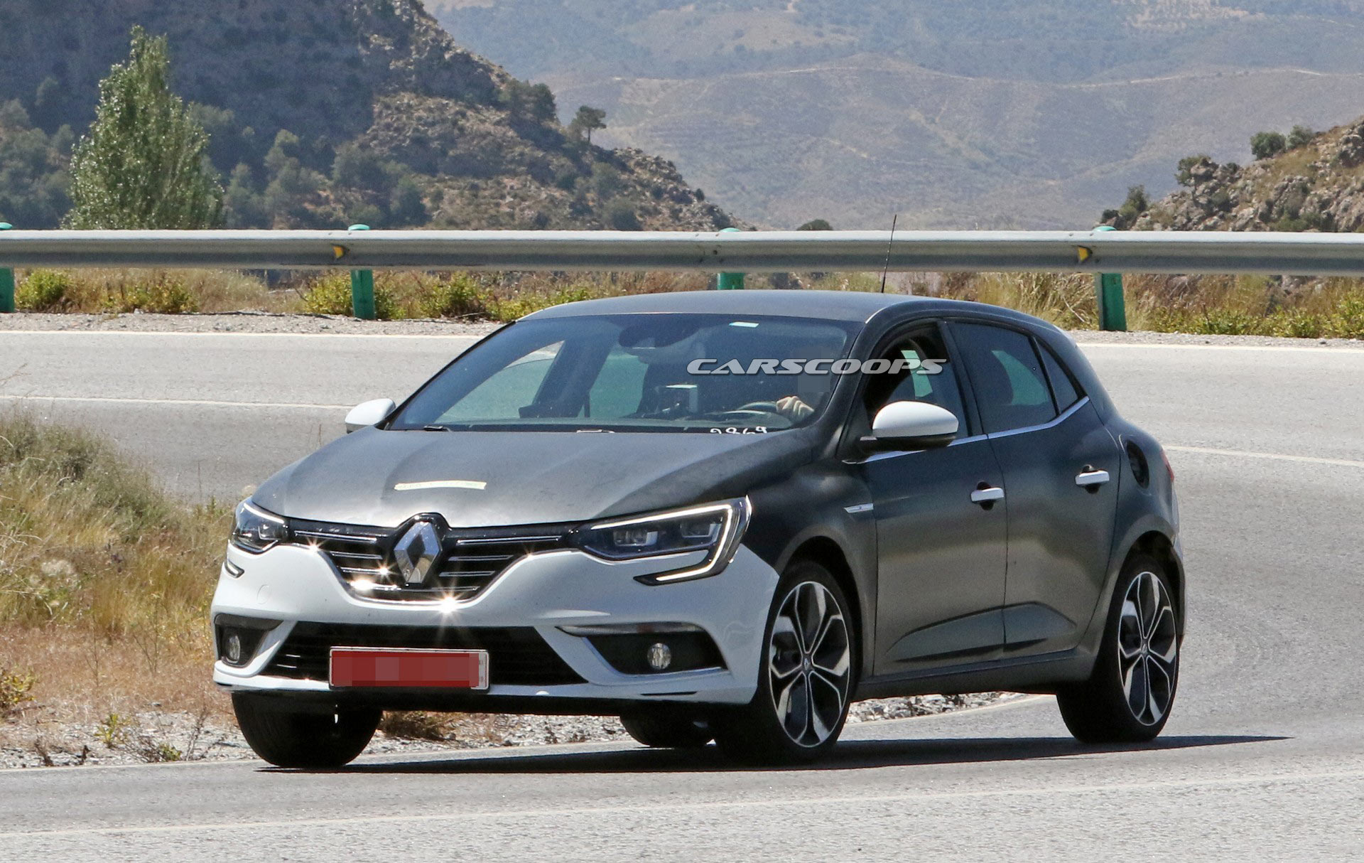 2020 Renault Megane Plug-In Hybrid Spied, Could Offer 30 Miles Of EV-Only Range