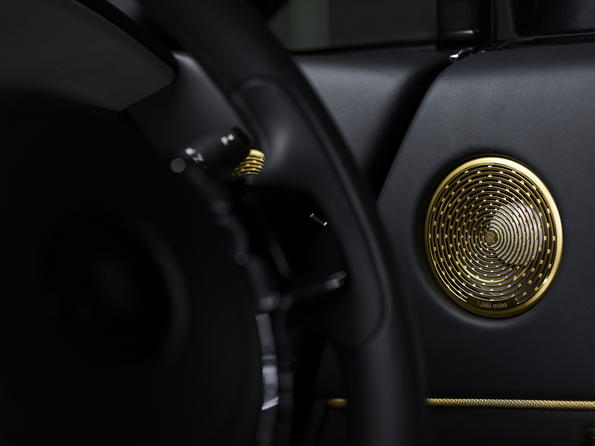 Rolls-Royce Highlights The Creative Process Behind The Wraith Eagle VIII