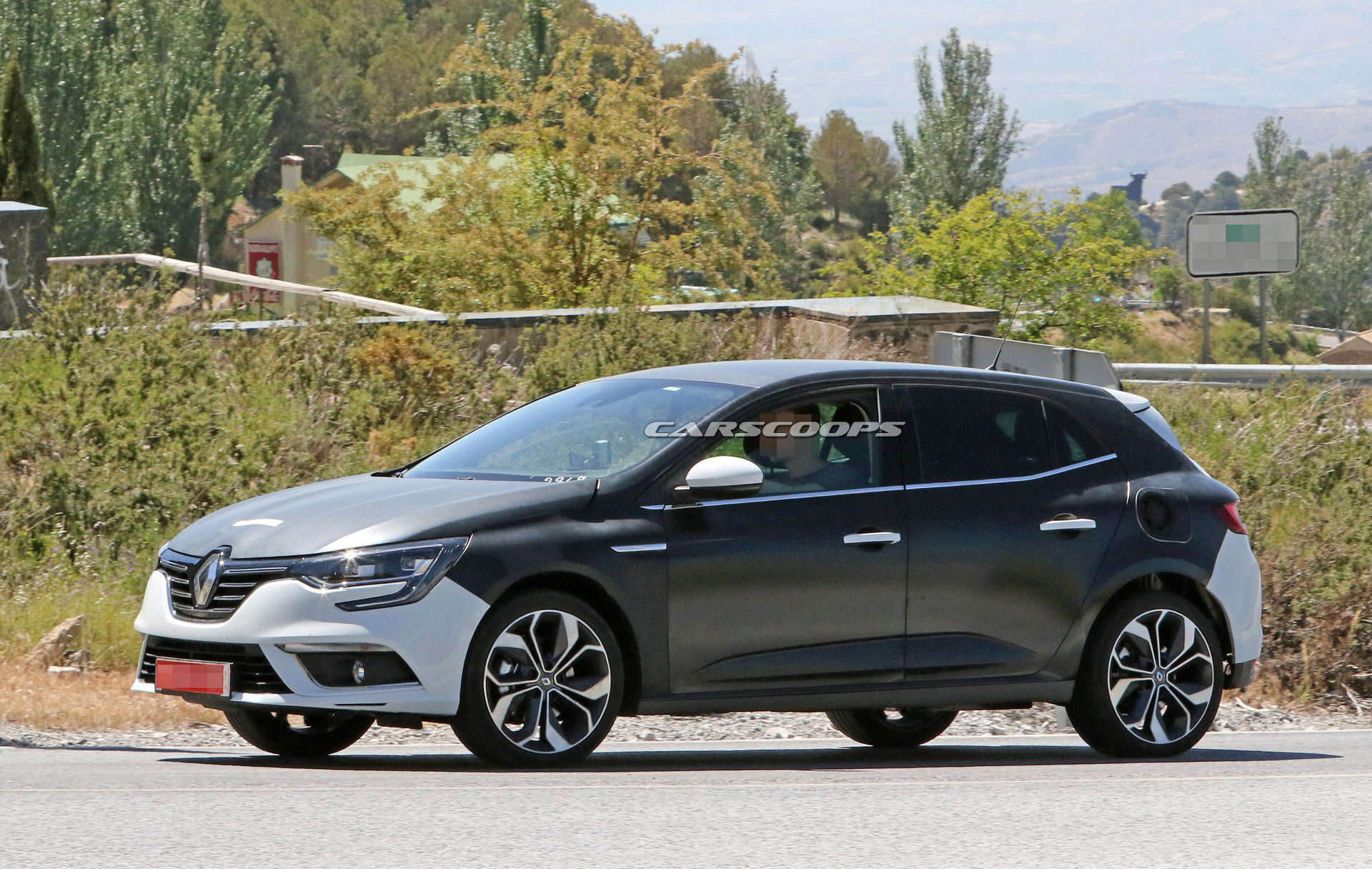 2020 Renault Megane Plug-In Hybrid Spied, Could Offer 30 Miles Of EV-Only Range