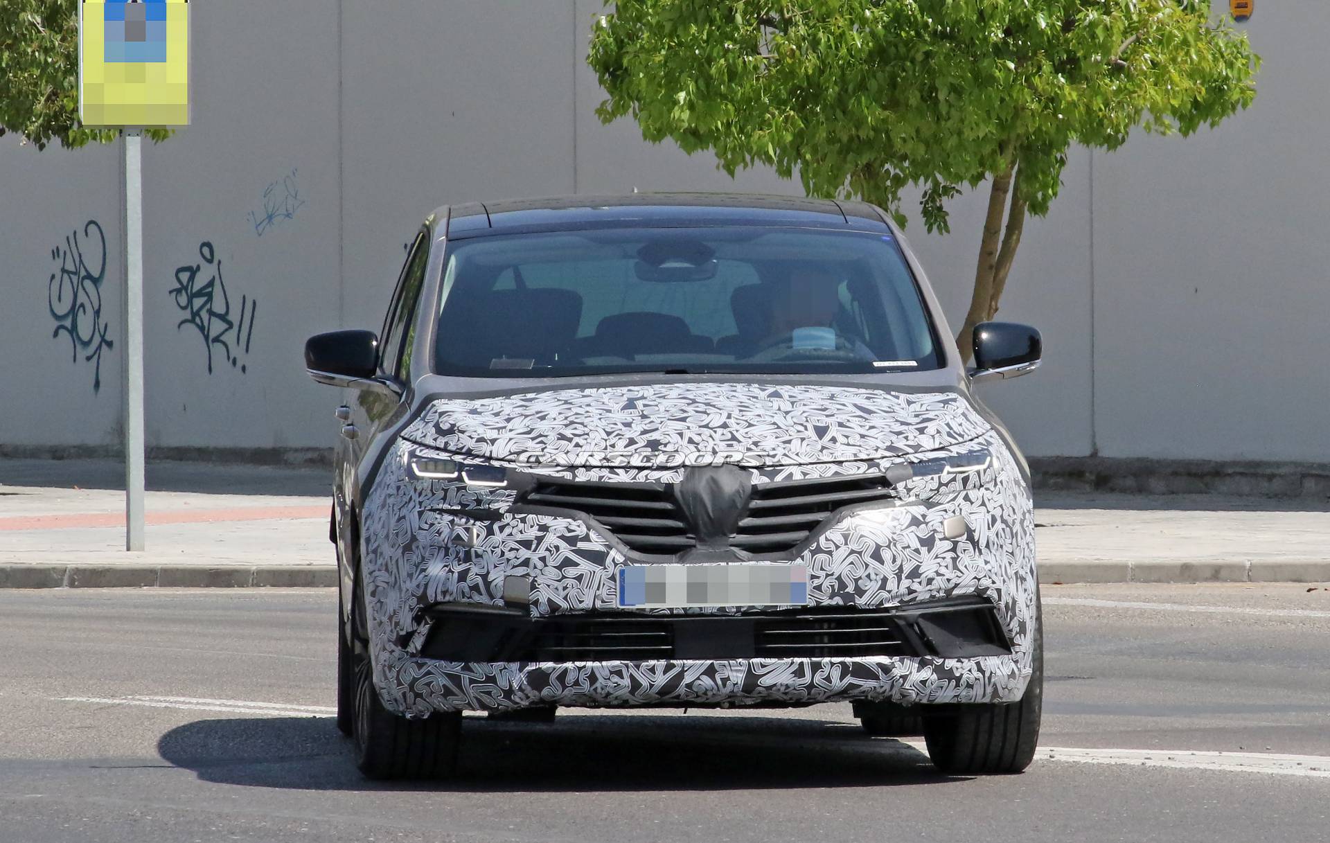 Here’s Our Best Look Yet At The 2020 Renault Espace
