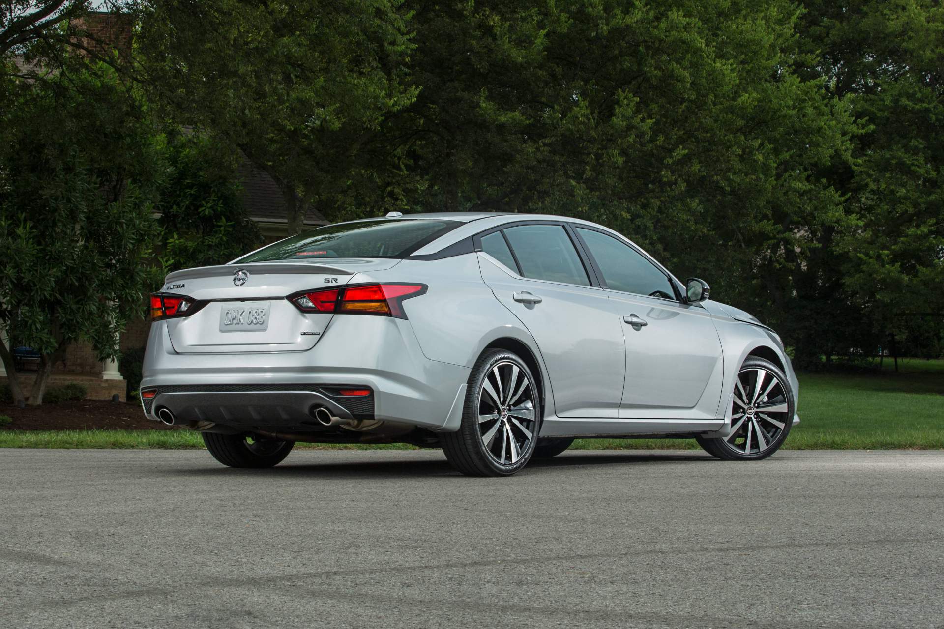 Nissan Survey Finds Sedans Popular Among Younger Buyers