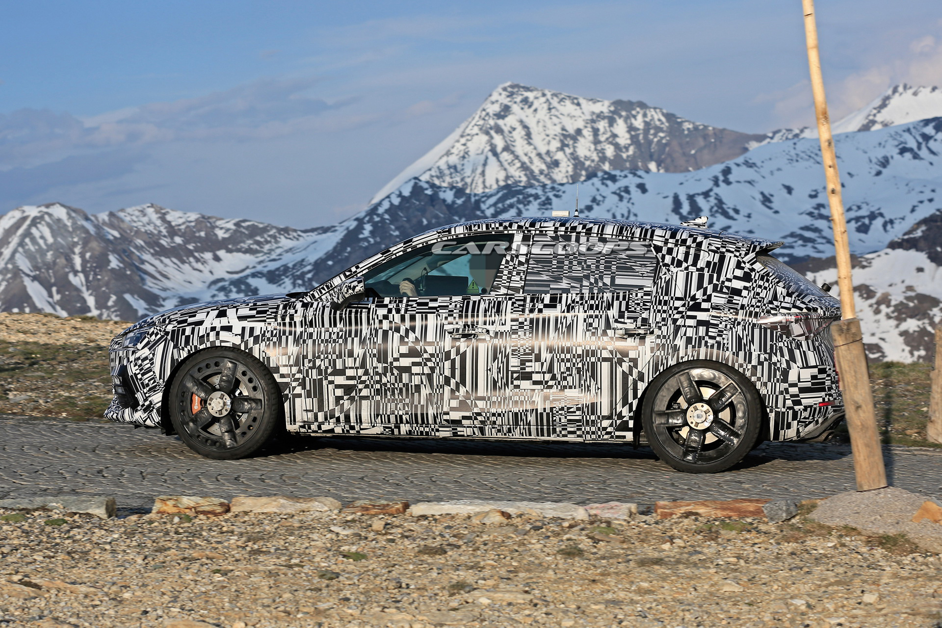 2020 Cupra Leon Hot Hatch Likely Getting Both Plug-In Hybrid And Gasoline Versions