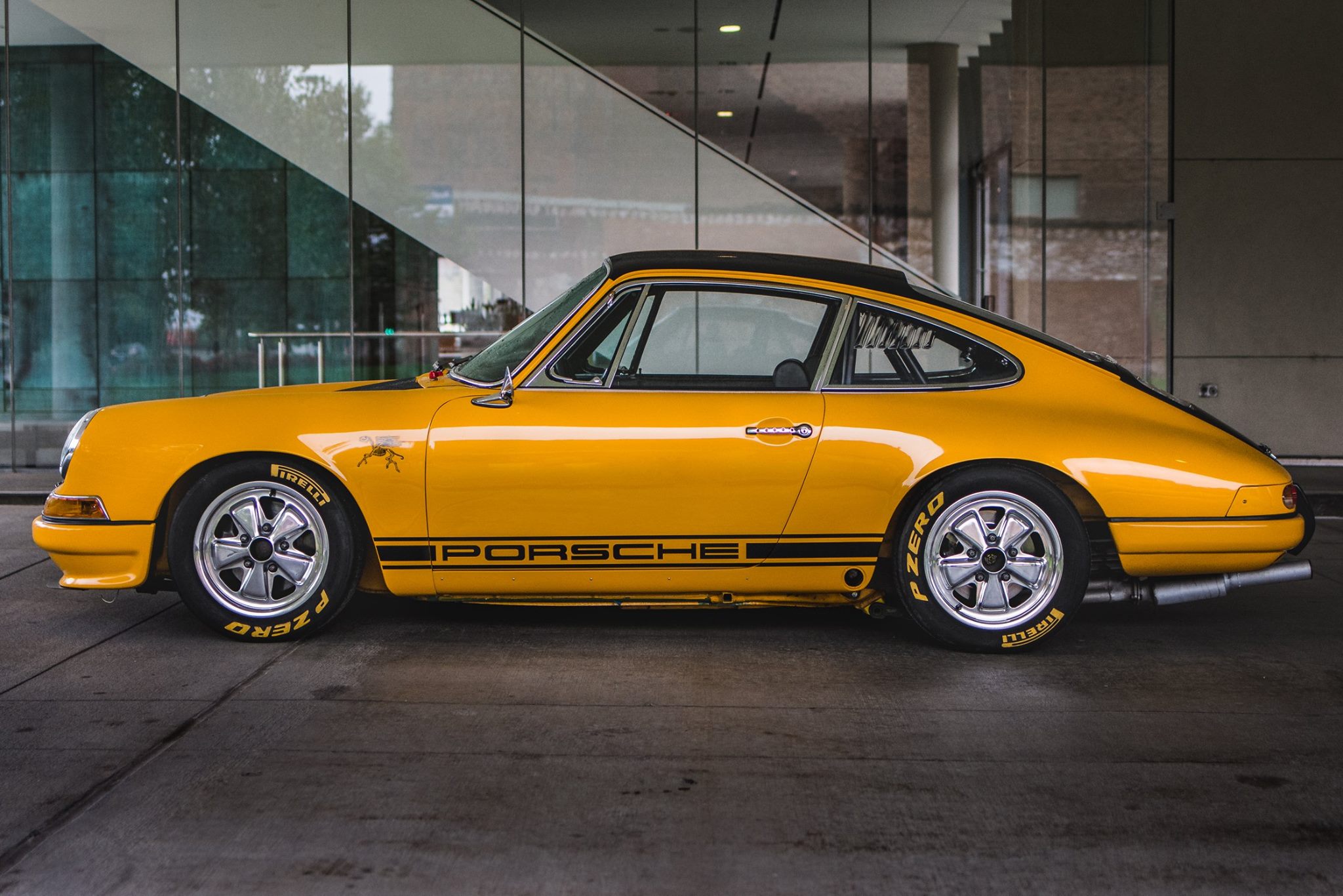 This 1967 Porsche 911 S 2.7 Is Like A Retrolicious German Bumblebee