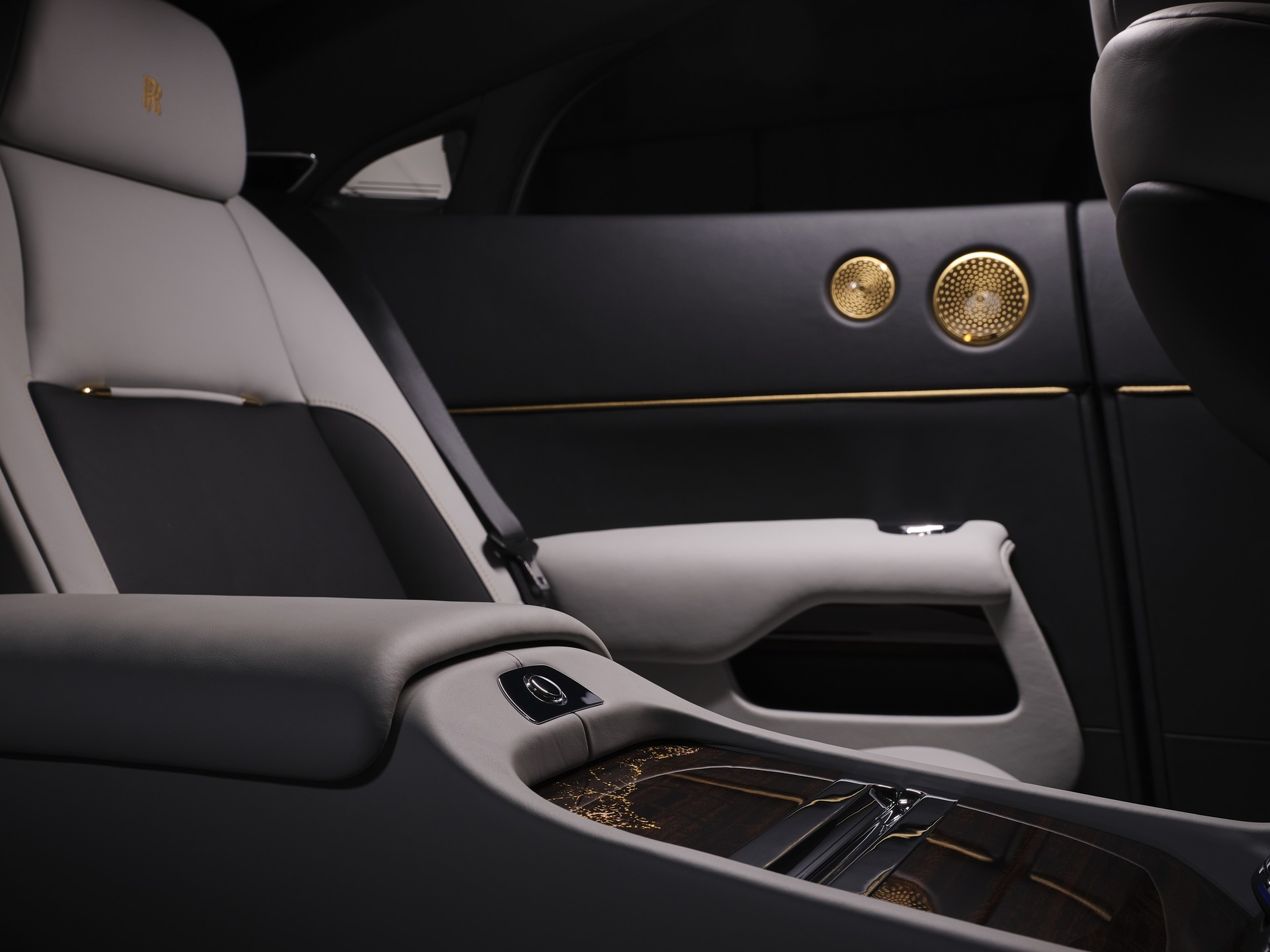 Rolls-Royce Highlights The Creative Process Behind The Wraith Eagle VIII