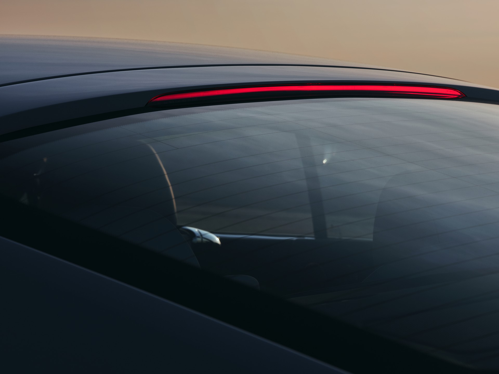 Rolls-Royce Highlights The Creative Process Behind The Wraith Eagle VIII