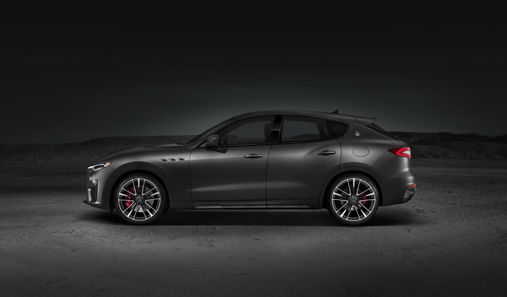 Maserati Debuts V8-Powered Levante Models In The UK From £104,900