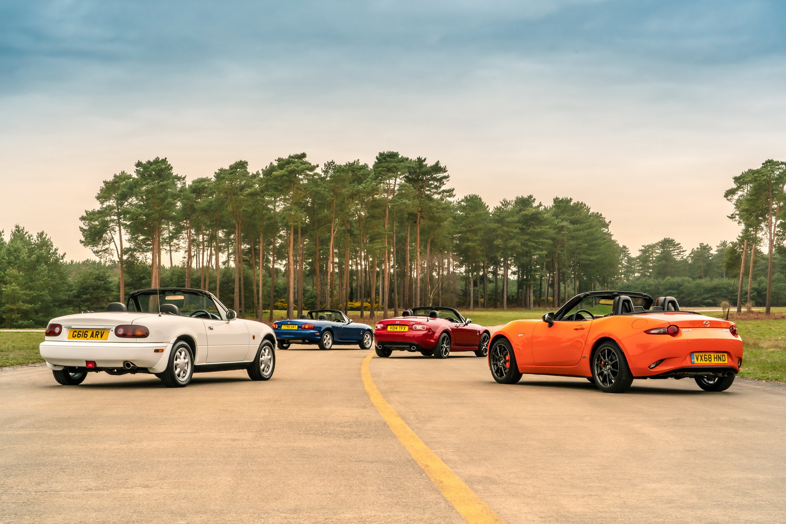 Mazda Brings 550 MX-5 30th Anniversary Editions To The UK