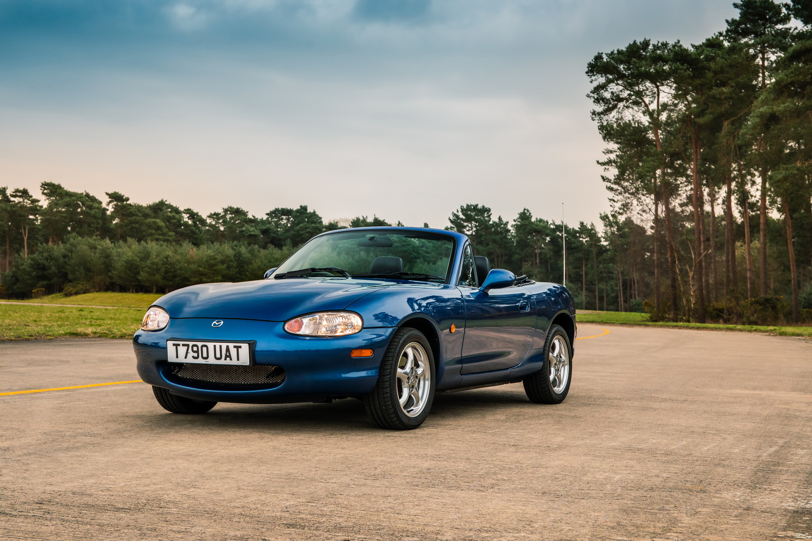 Mazda Brings 550 MX-5 30th Anniversary Editions To The UK