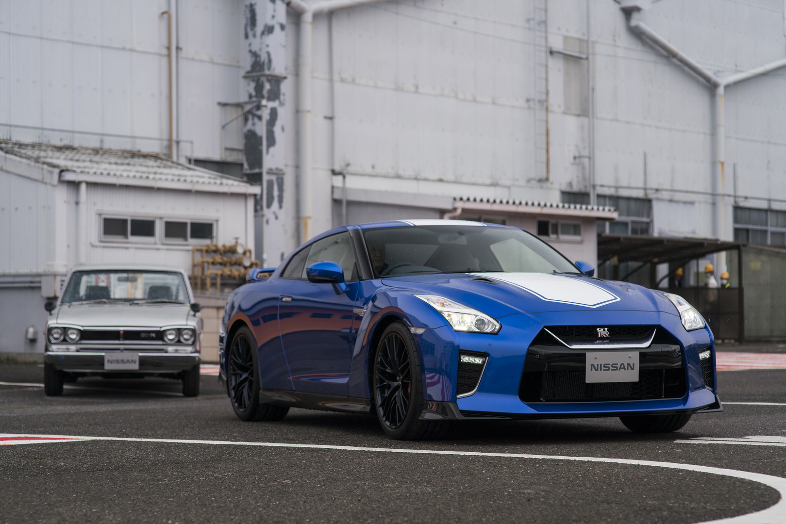 Nissan Prices 2020 GT-R From $113,540, NISMO From $210,740; Drops Over 120 Photos Too