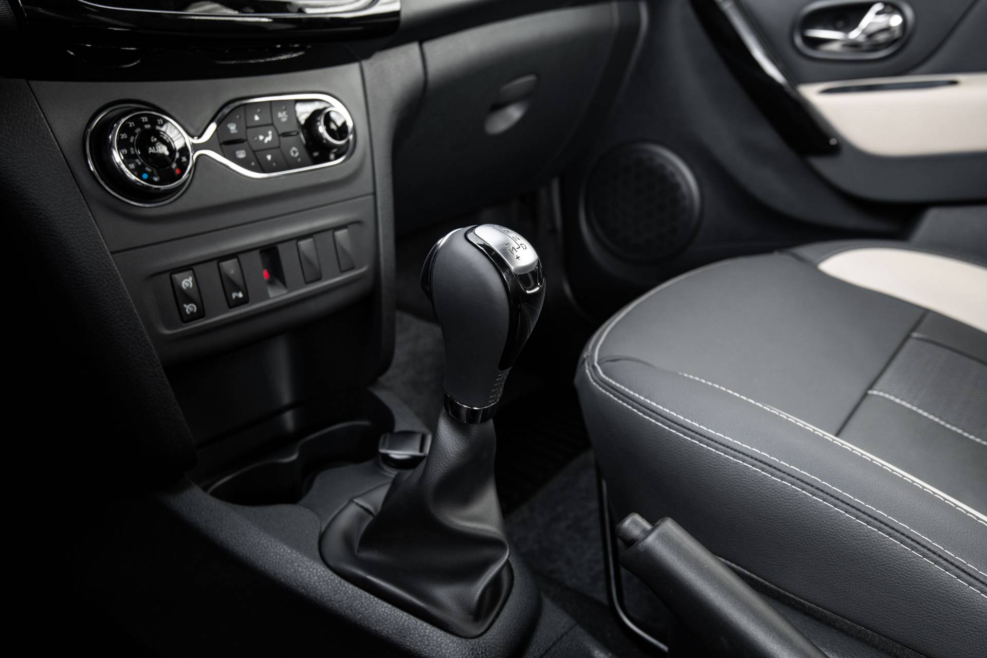 2020 Renault Logan, Sandero And Stepway Unveiled In Brazil With New Styling, CVT Option