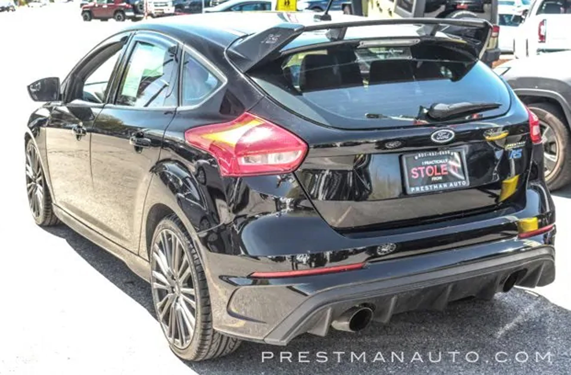 Buy This 2016 Ford Focus RS And Get A… Free Vape?