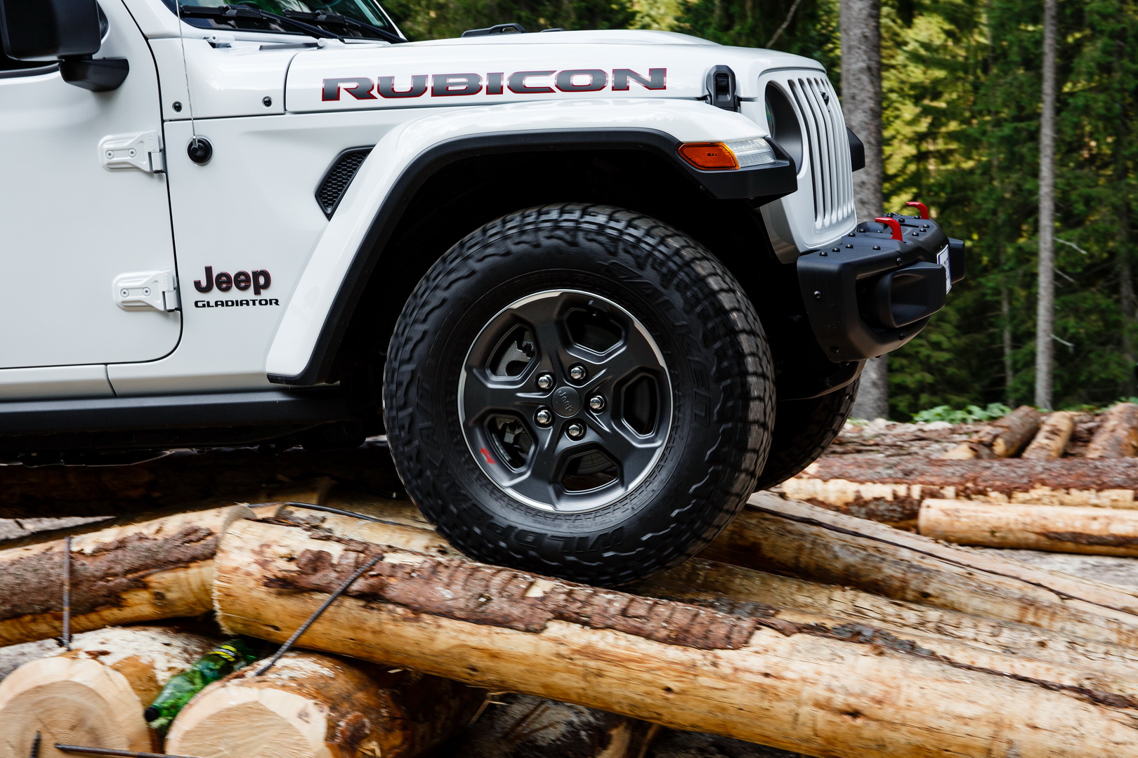 Euro-Spec Jeep Gladiator Getting 256 HP Diesel V6, Will Launch In 2020