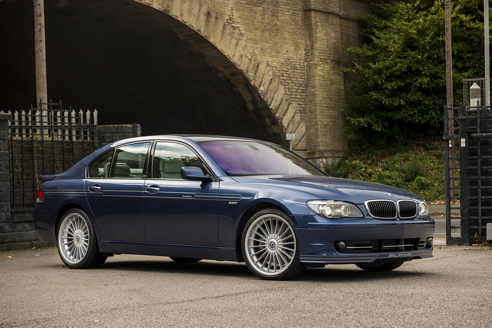 Same Price Dilemma: Barely Used Alpina B7 Or New BMW 5-Series?