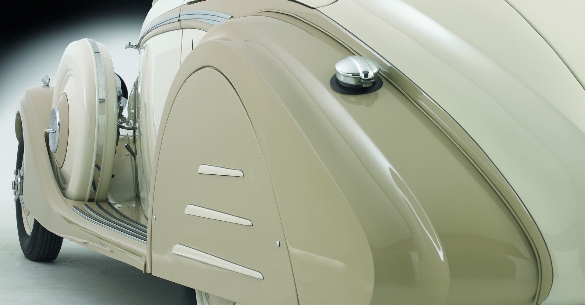 Alvis Resurrected After Long Slumber, Blends Heritage With Modern Technology