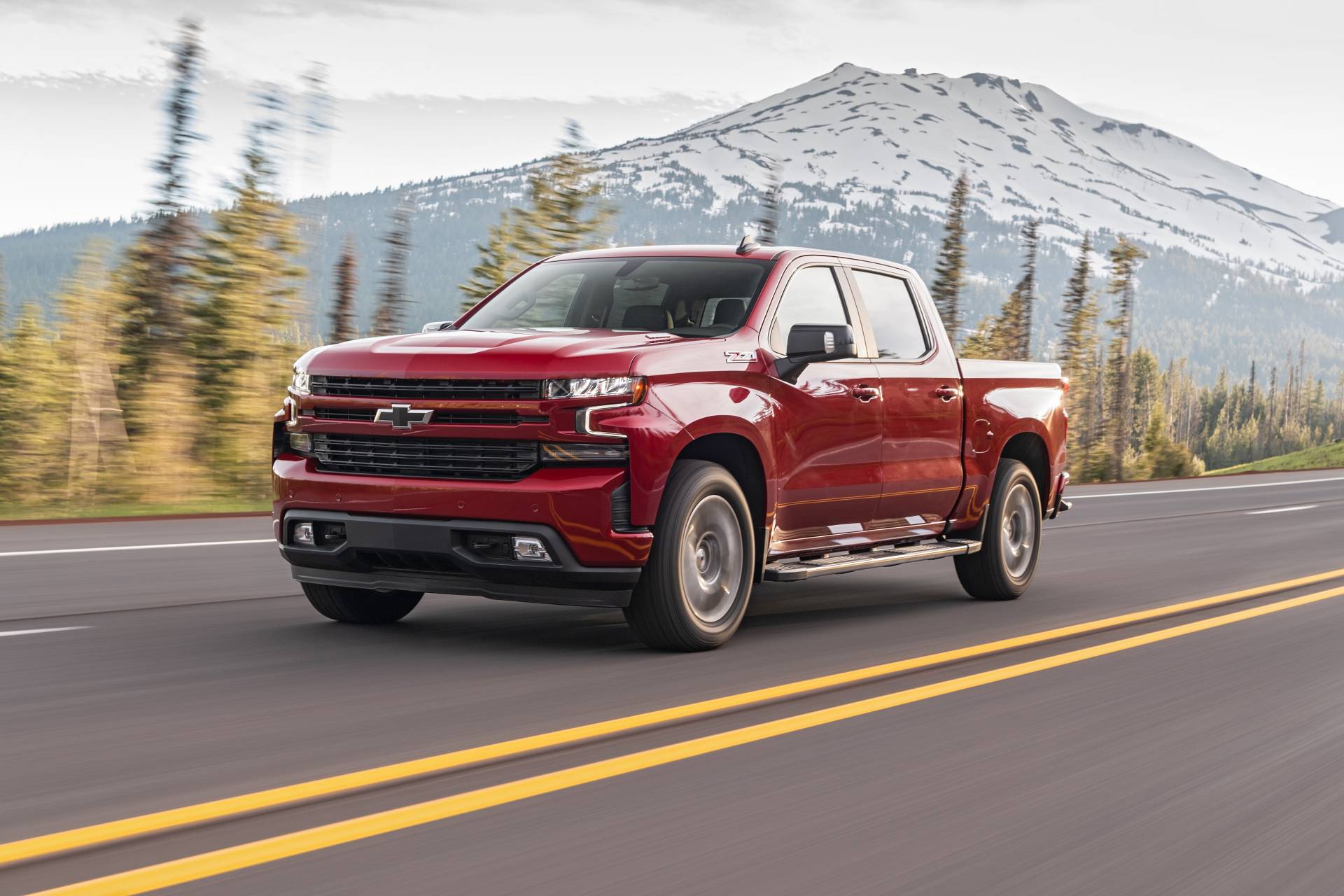 2020 Chevy Silverado 1500 Diesel Tops Rivals With EPA-Estimated 33 MPG Highway