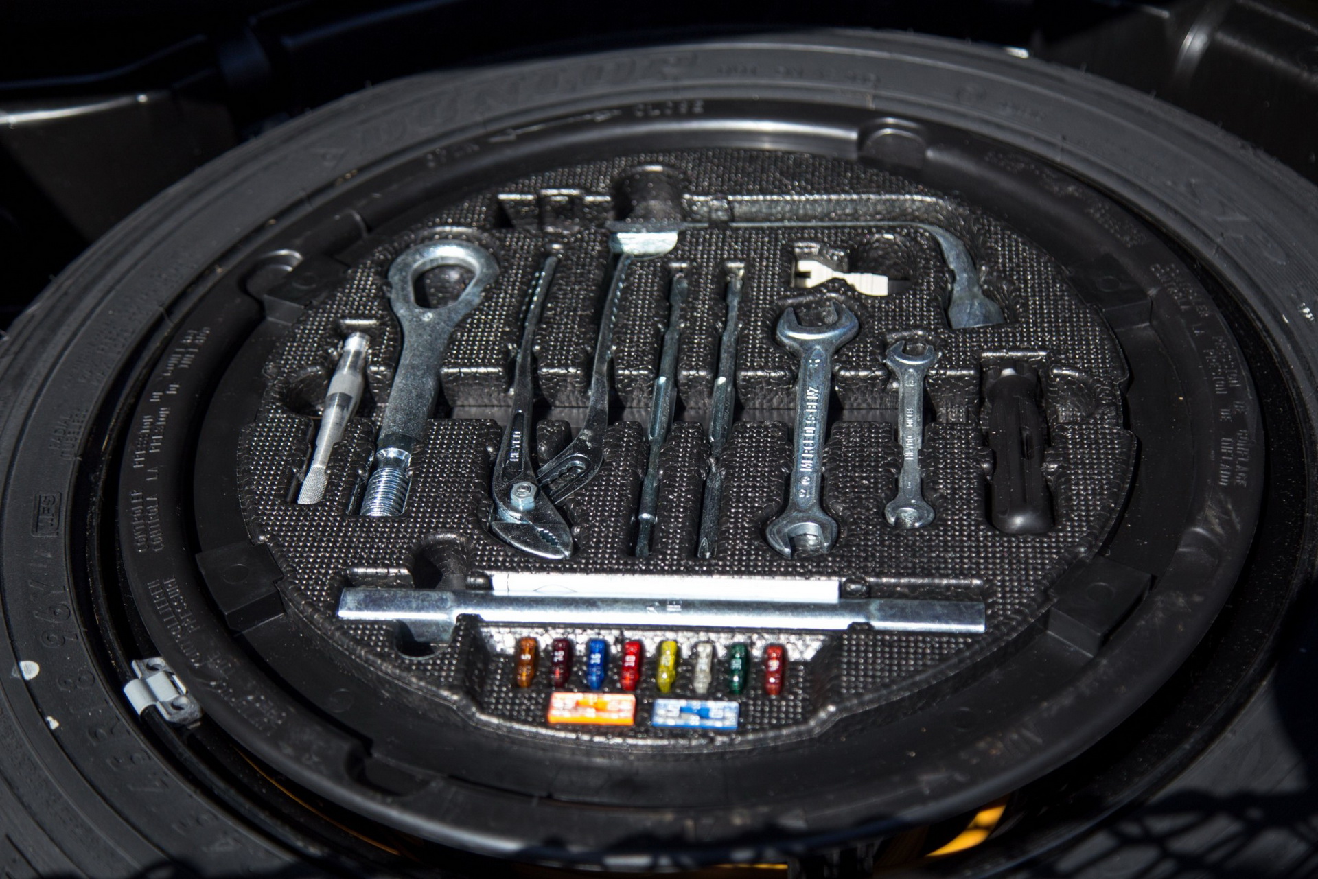 This 2003 Mercedes S55 AMG With Just 6,800 Miles Is As New As It Gets For A W220