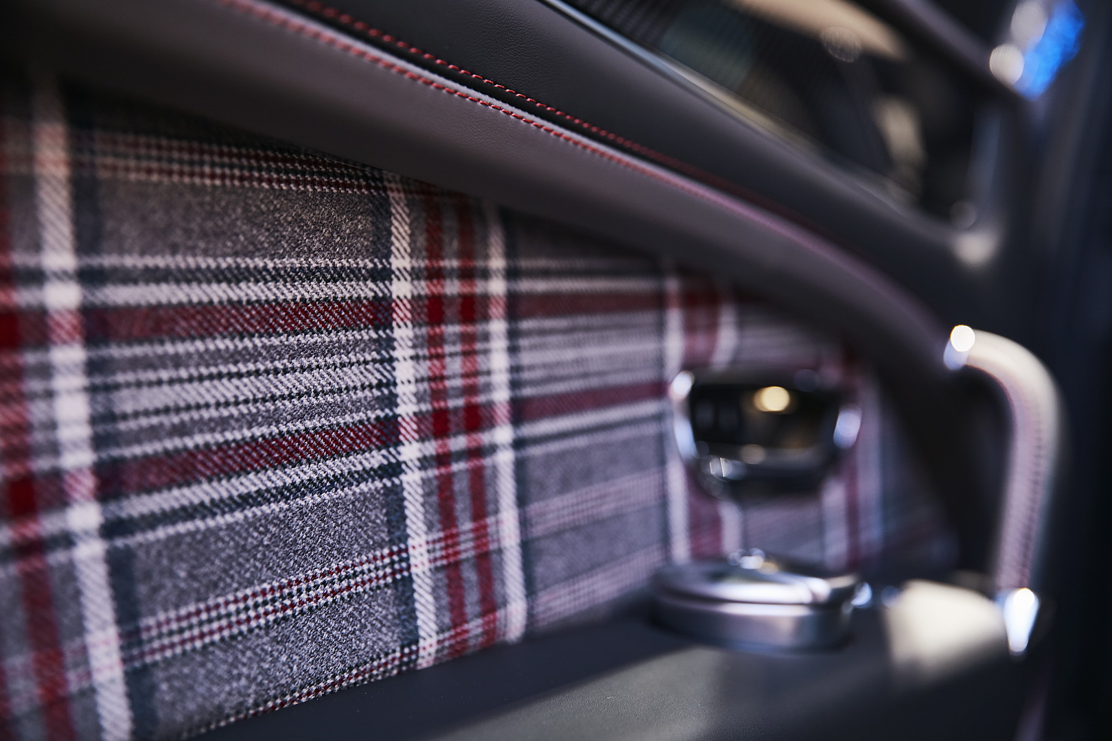 New Bentley Bentayga Businessman And Sportsman Editions Come With Plenty Of Tweed And A Chessboard