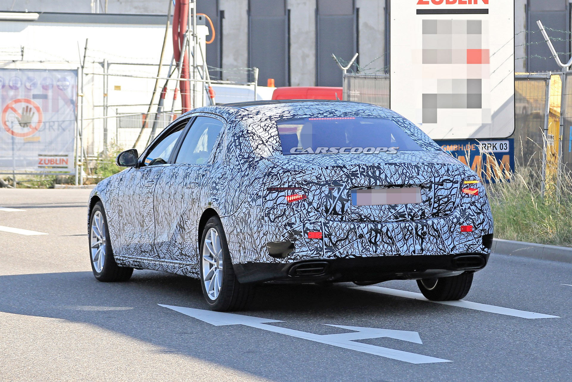 2020 Mercedes-Maybach S-Class Flaunts Its Supersized Body In New Spy Photos