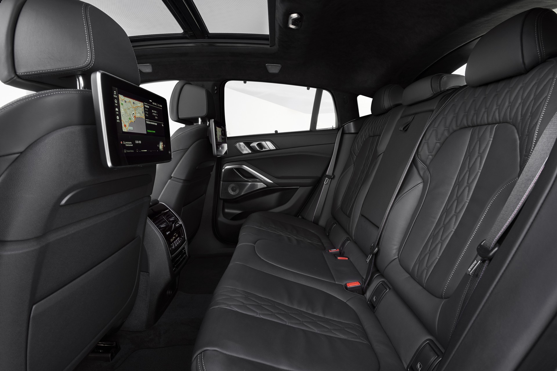 2020 BMW X6 Goes Official With Sportier Styling, 523 HP V8 Engine