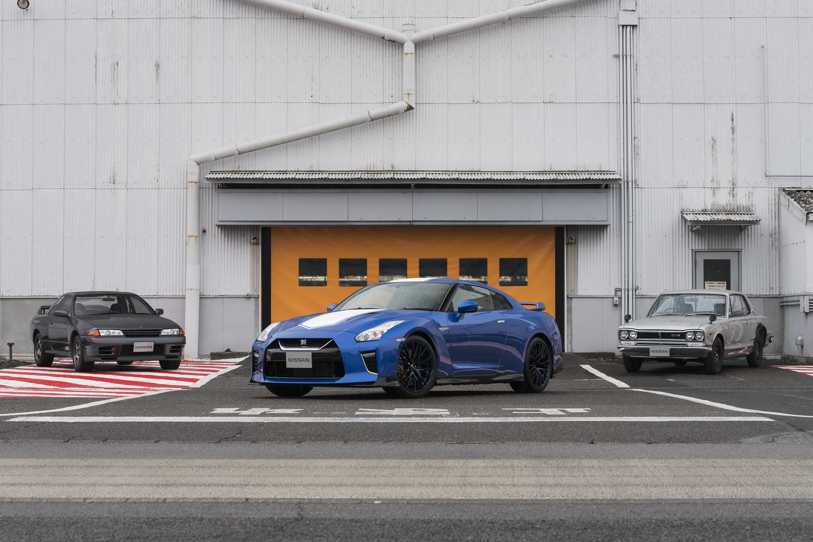 Nissan GT-R 50th Anniversary Edition Gets R34 Signature Paint, £92,995 Tag