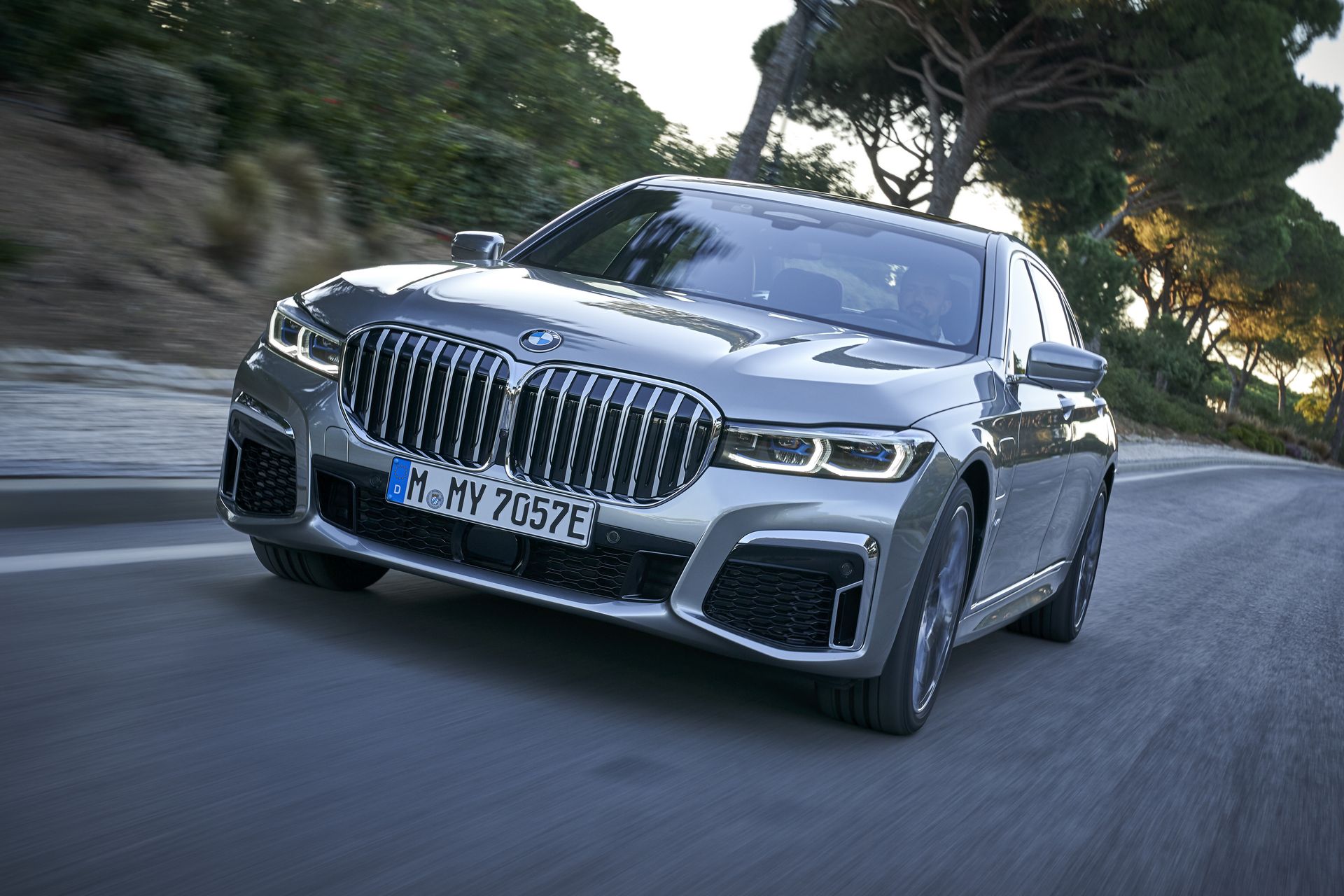 Next BMW 7-Series Could Spawn i7 Electric Variant With 650+ HP