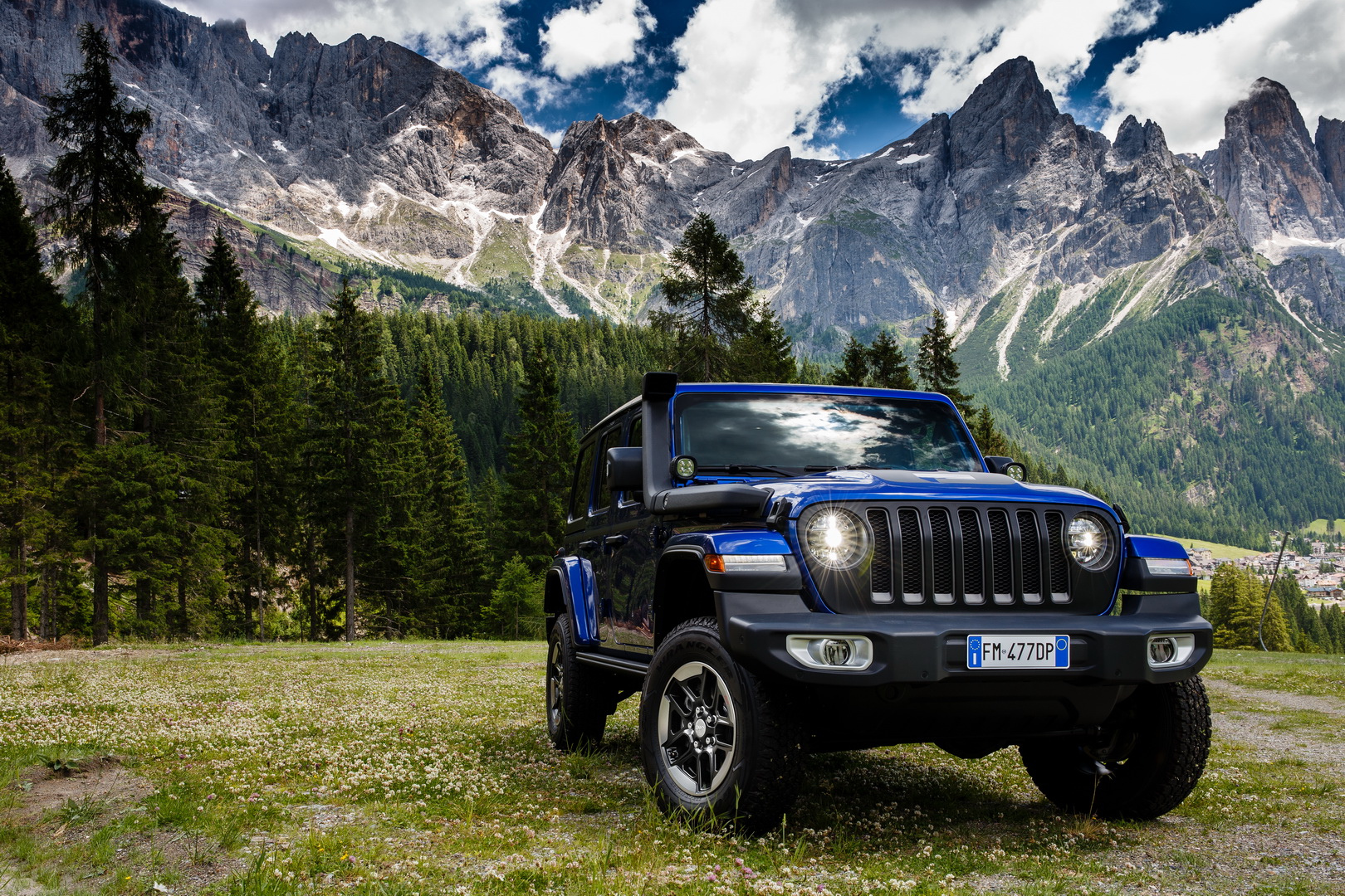 Euro-Spec Jeep Gladiator Getting 256 HP Diesel V6, Will Launch In 2020