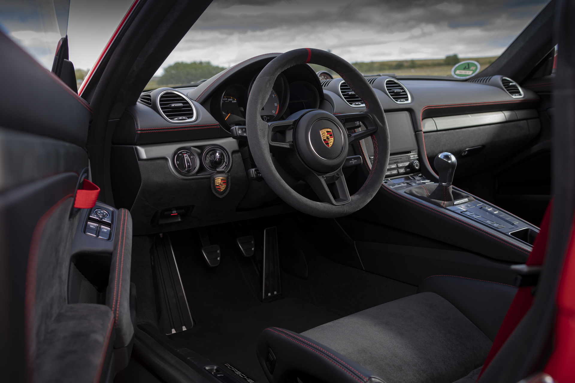 Massive Gallery Lets Us Bask In The Glory Of The 2020 Porsche 718 Cayman GT4