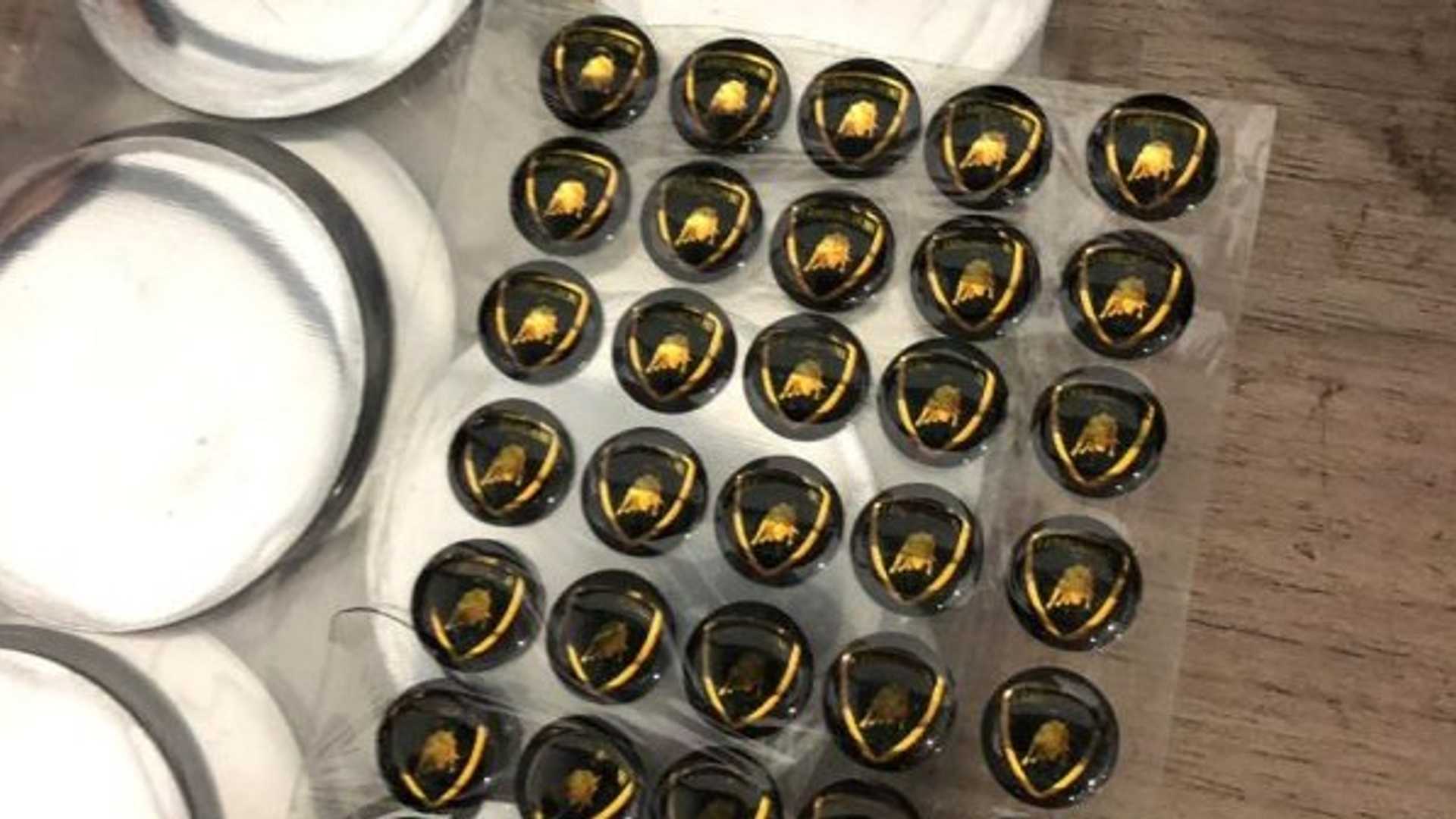 Brazilian Authorities Crackdown On Shop Building Lamborghini And Ferrari Replicas