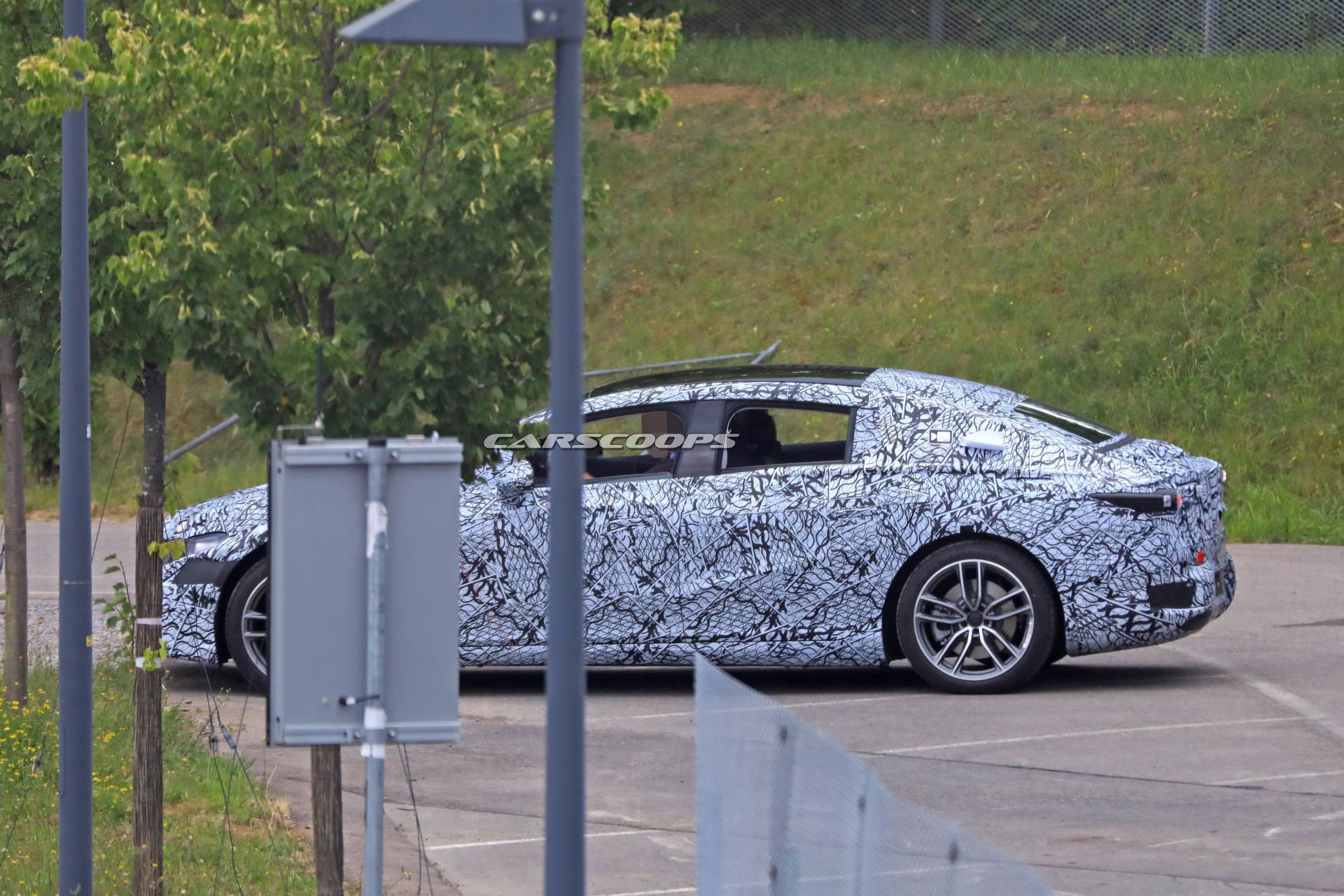 2021 Mercedes EQS Electric Flagship Shows Production Body, Should Porsche Taycan Worry?