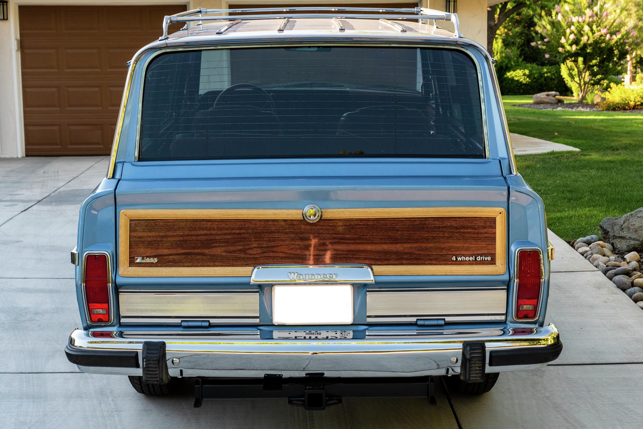 1984 Jeep Grand Wagoneer With ‘Vette LS1 V8 Swap Sells For A Cool $61,000
